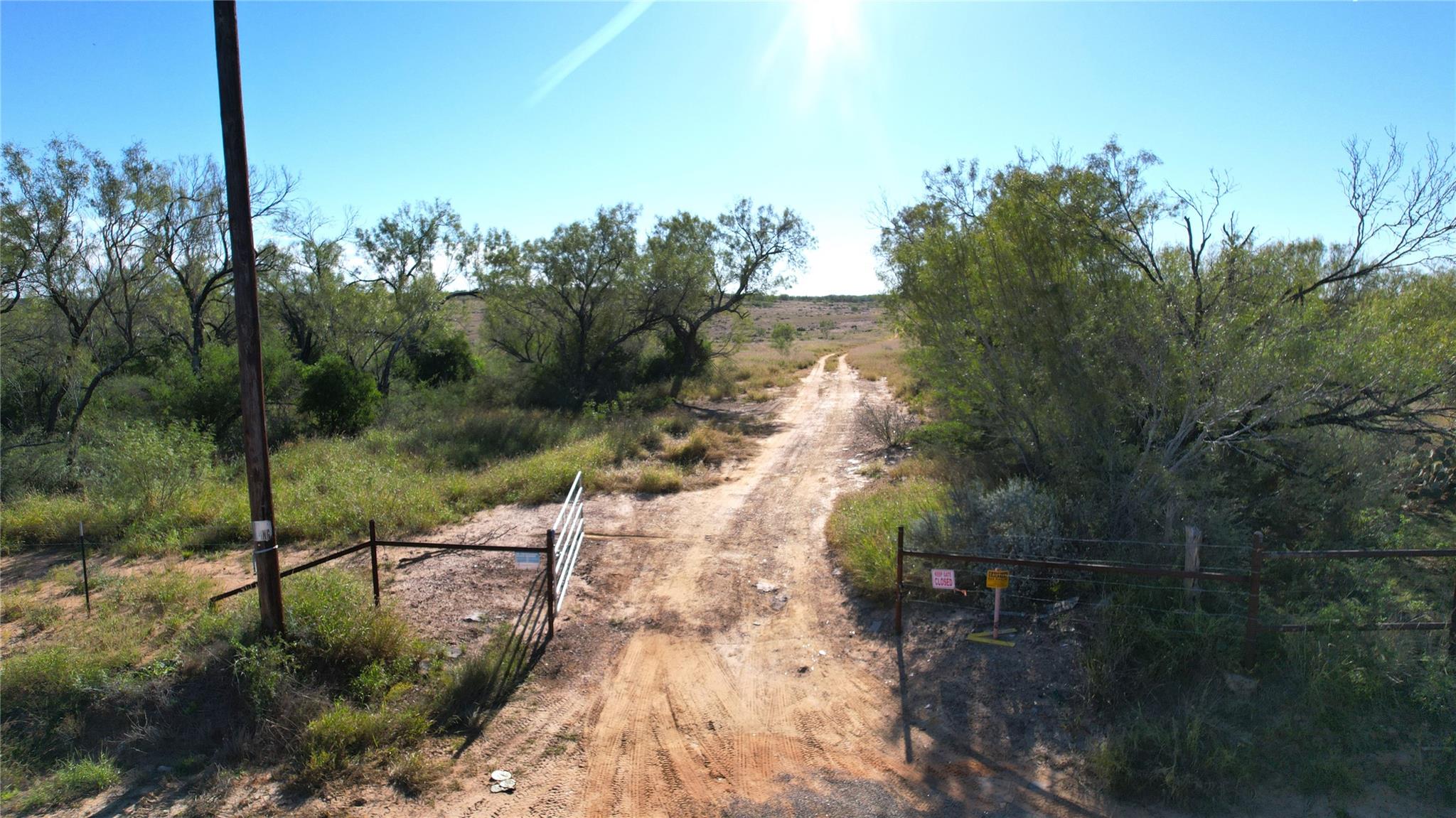 1913 County Road 3000 None — photo 1