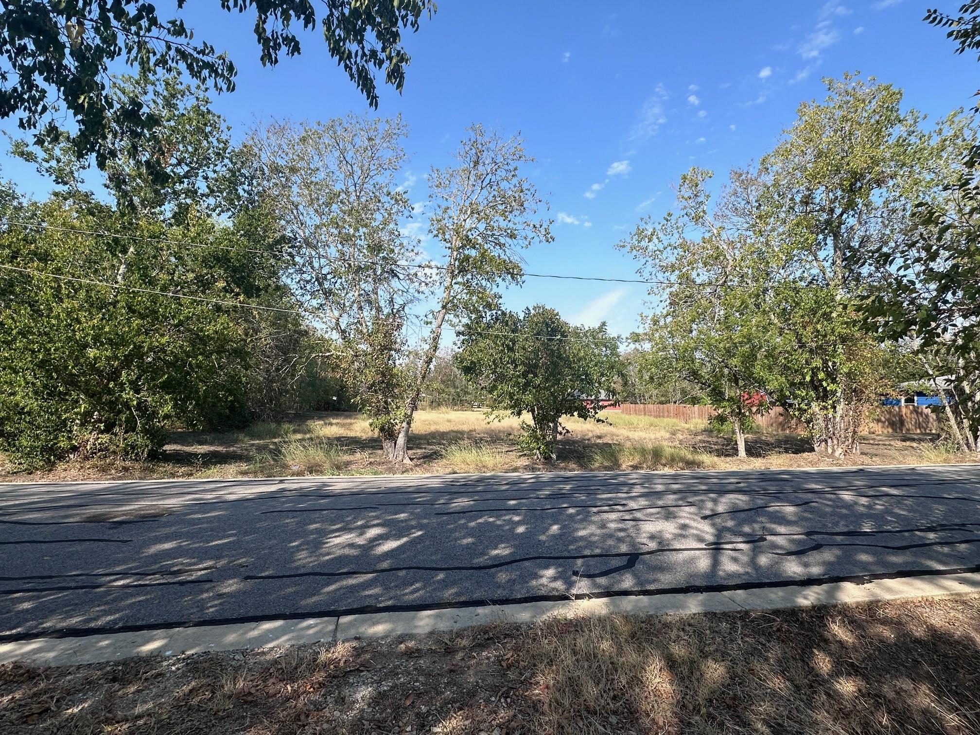 2204 Water St — photo 1