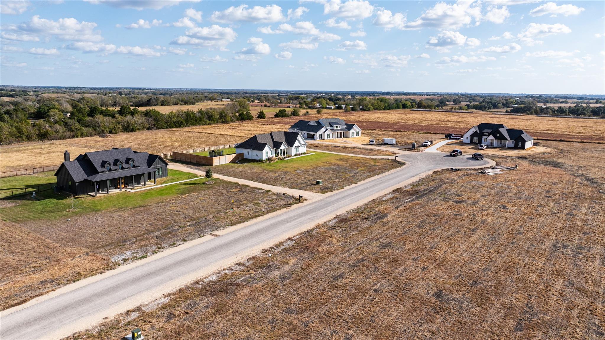 102 Country View Ln — photo 1