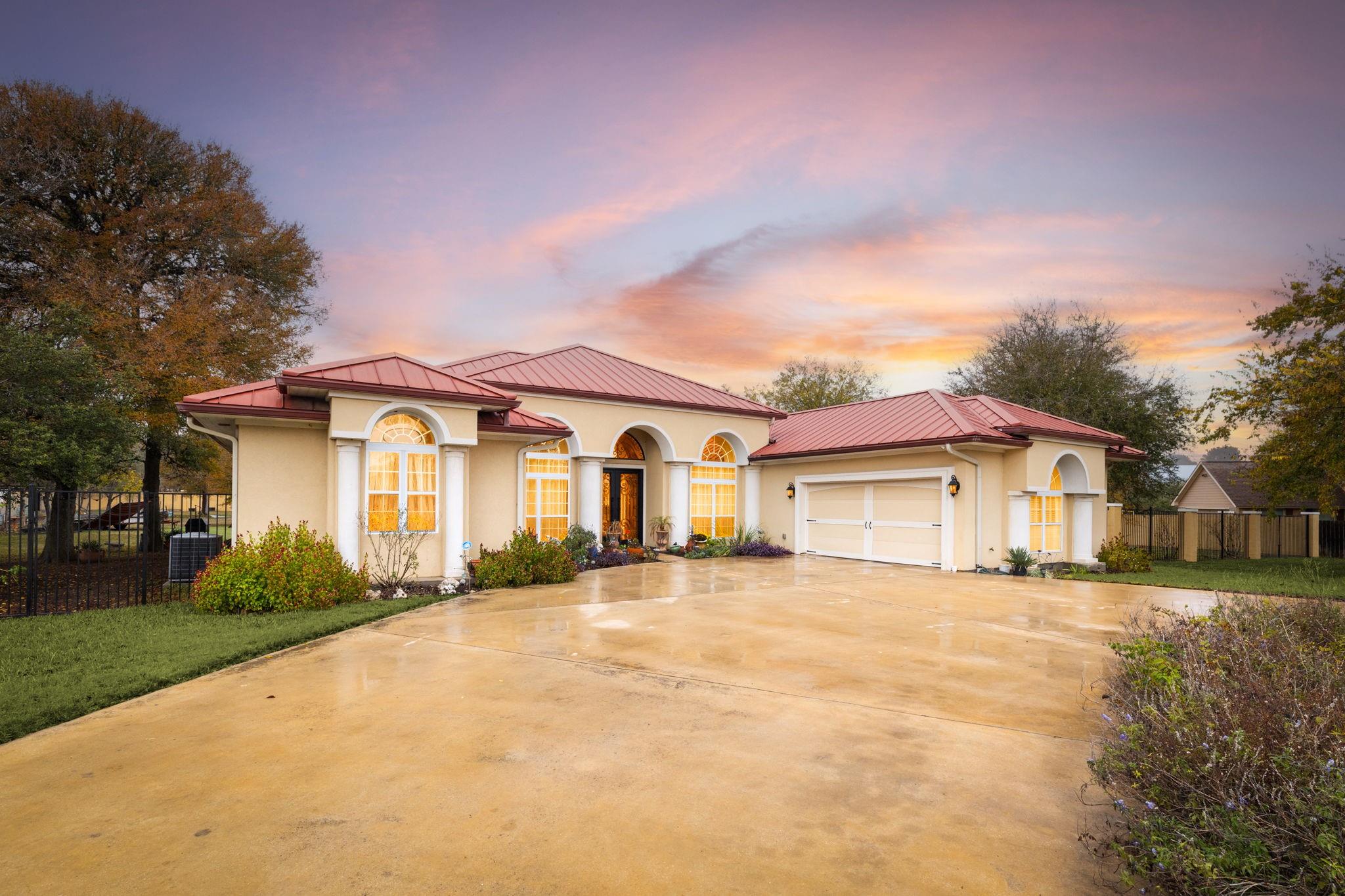 1202 Sierra Vista Cv — photo 1