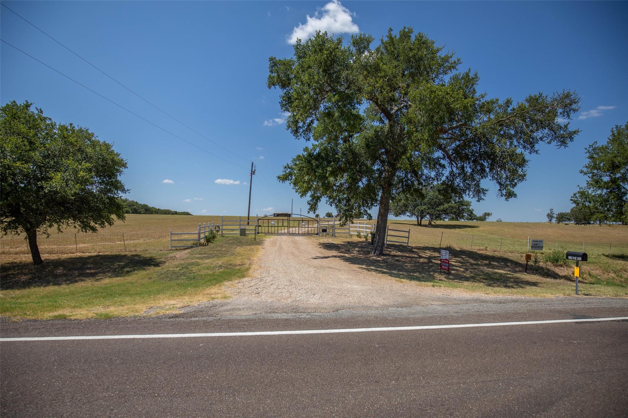 734 E FM 485 None — photo 1