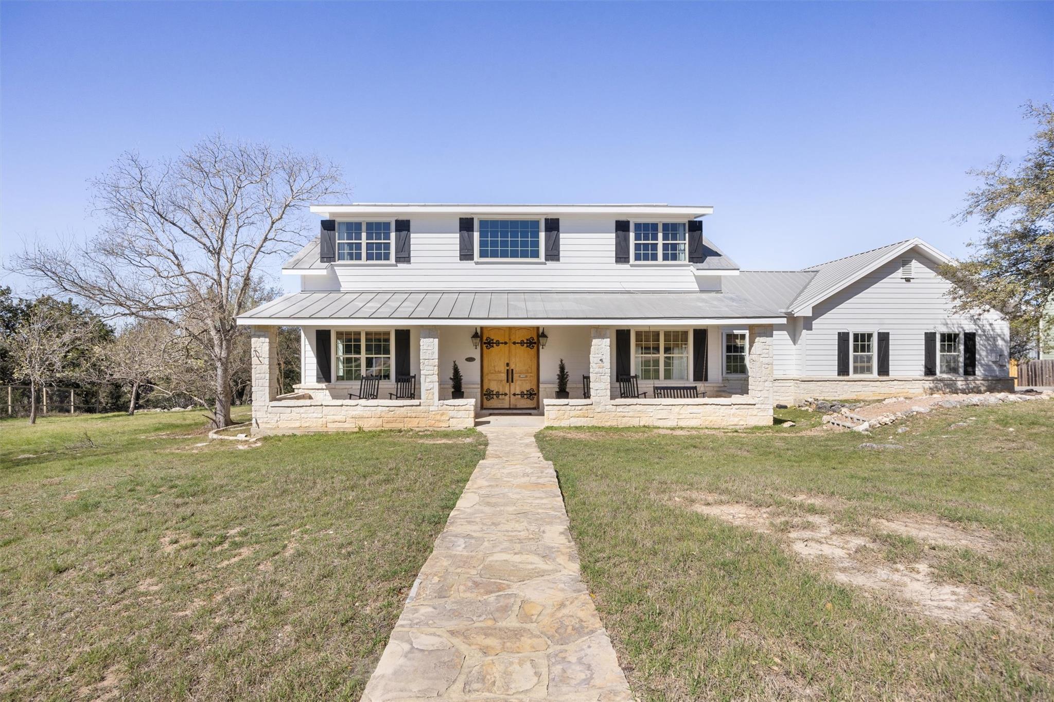 1119 Stoneyridge Dr — photo 1