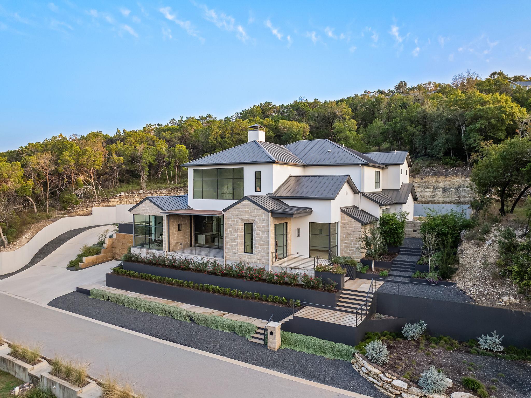 2701 Toro Canyon Rd #B — photo 1