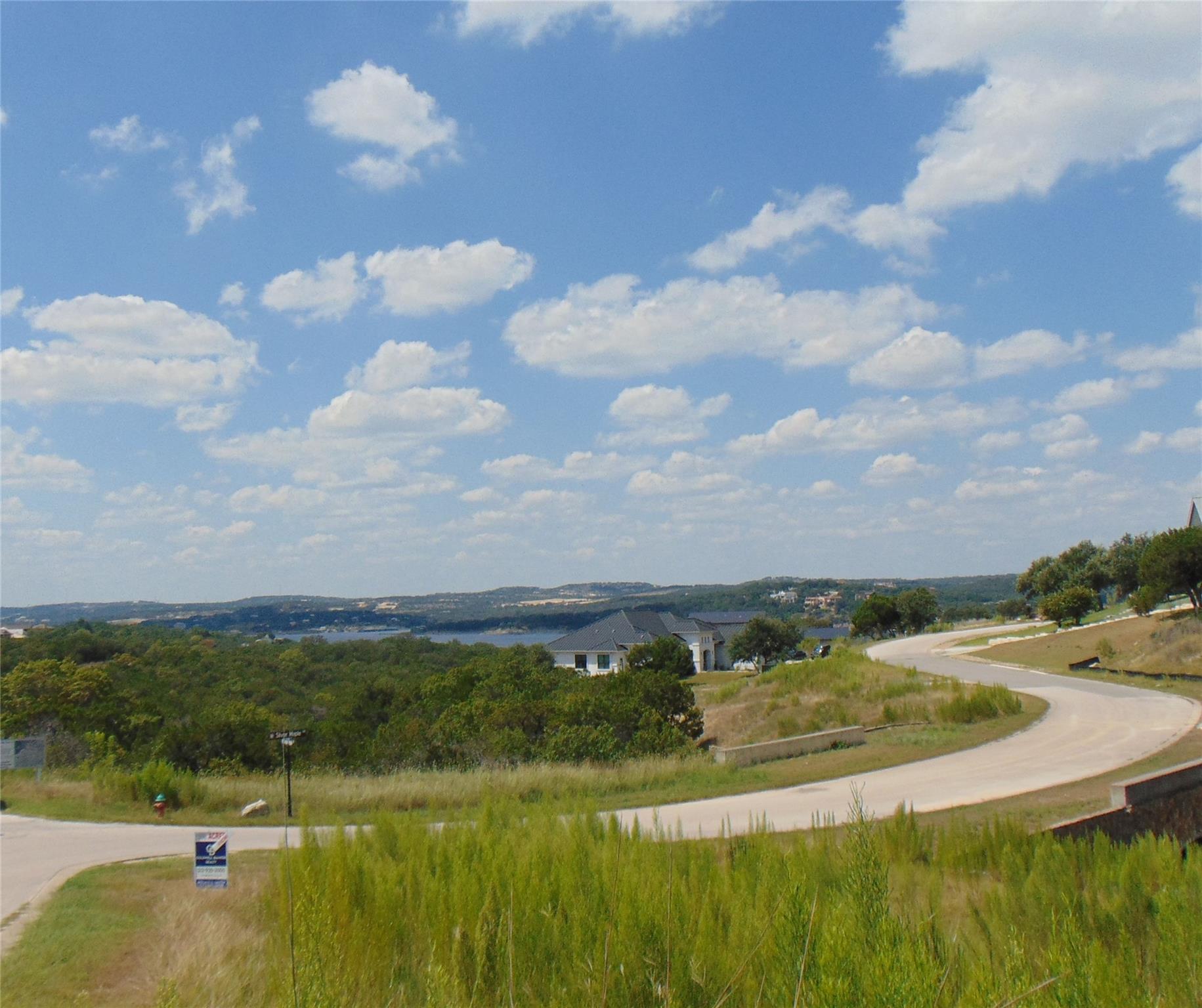 18512 Sugar Maple Dr — photo 1
