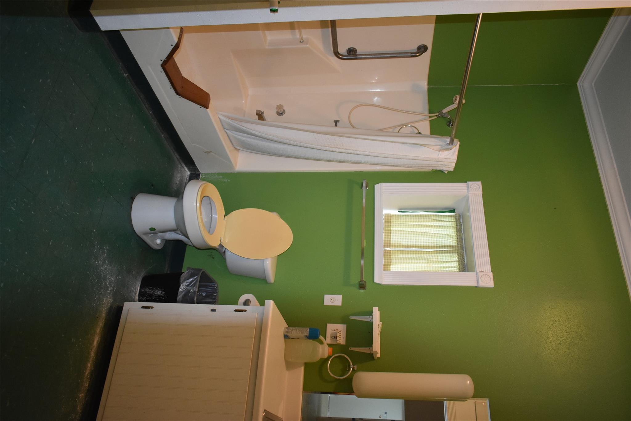 Photo 11