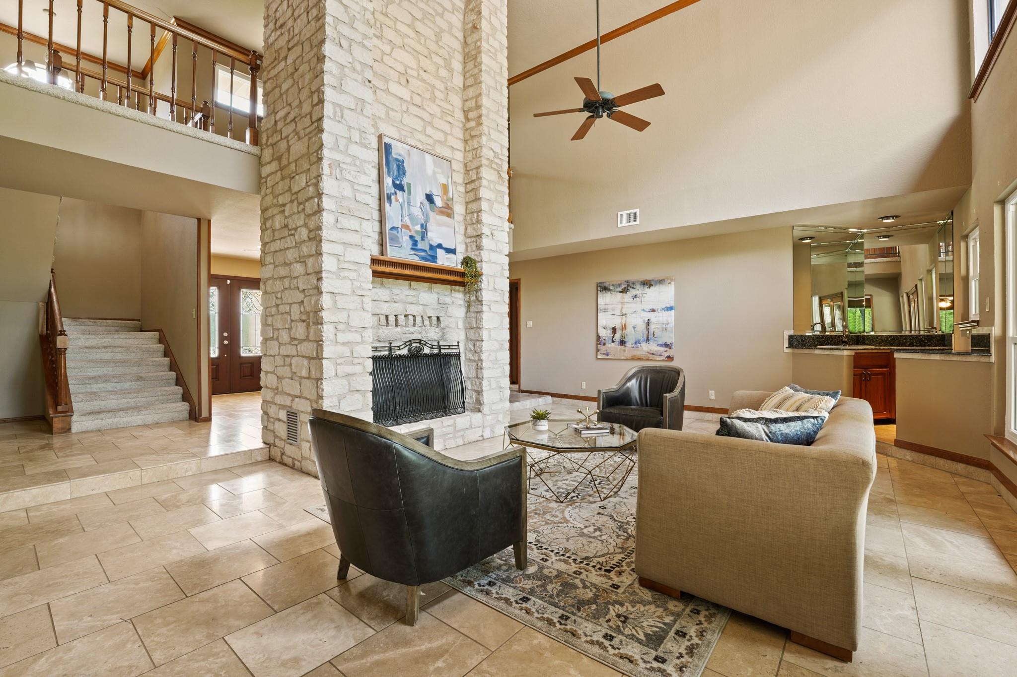 176 Logan Ranch Rd — photo 1