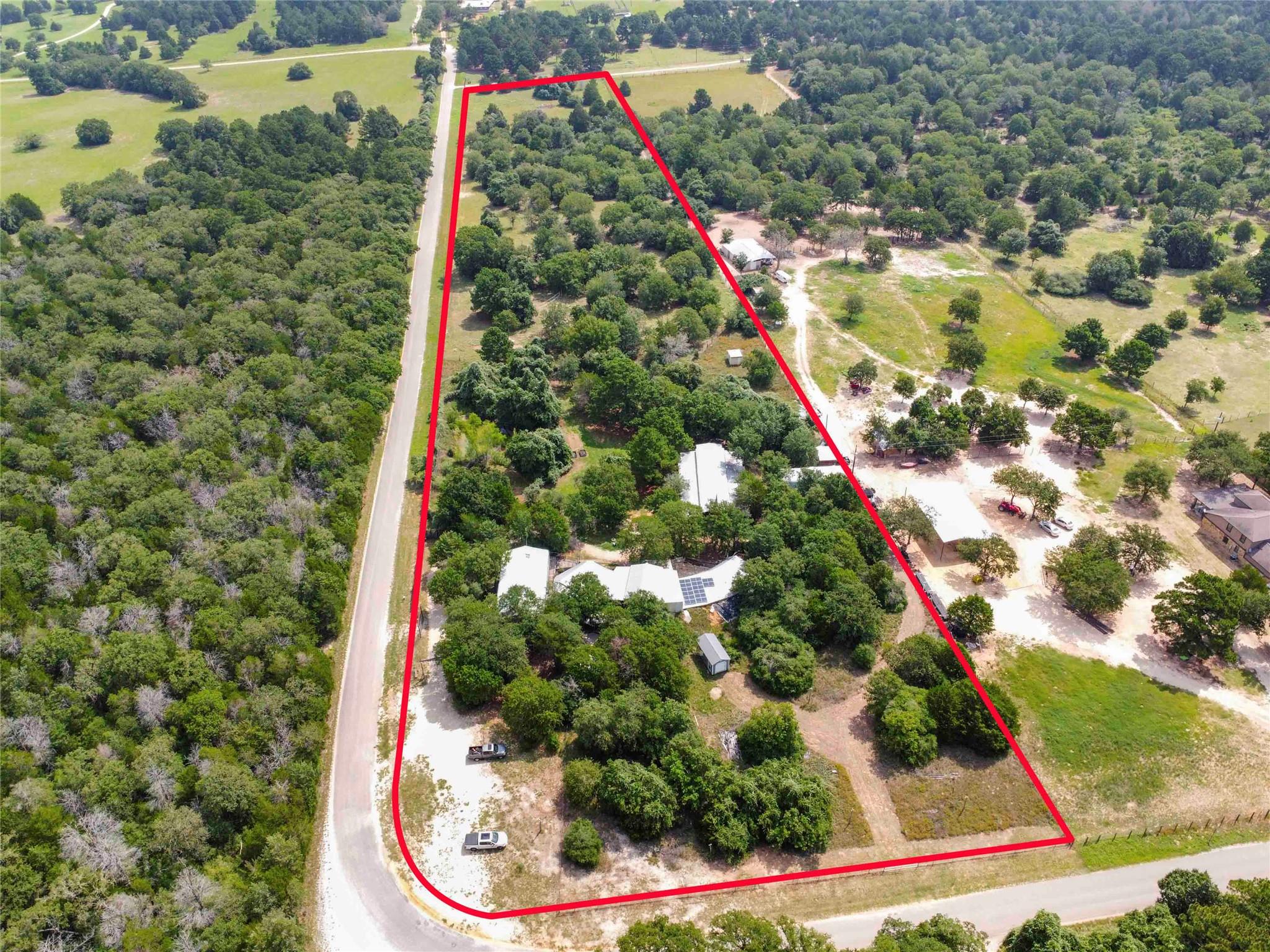 208 Old Potato Rd — photo 1