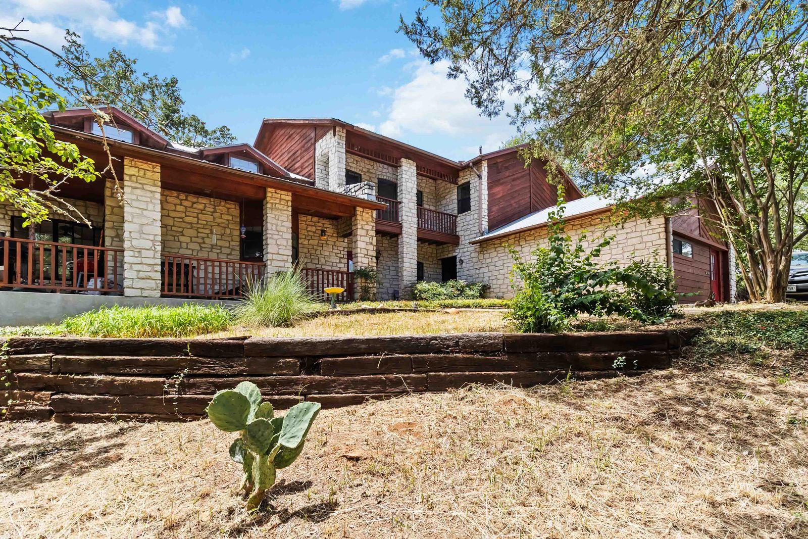 214 Laura Ln — photo 1
