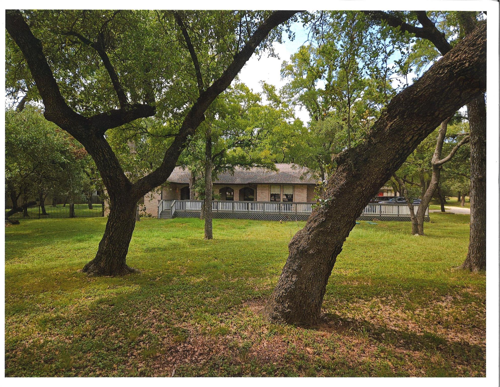 215 Serenada Dr — photo 1