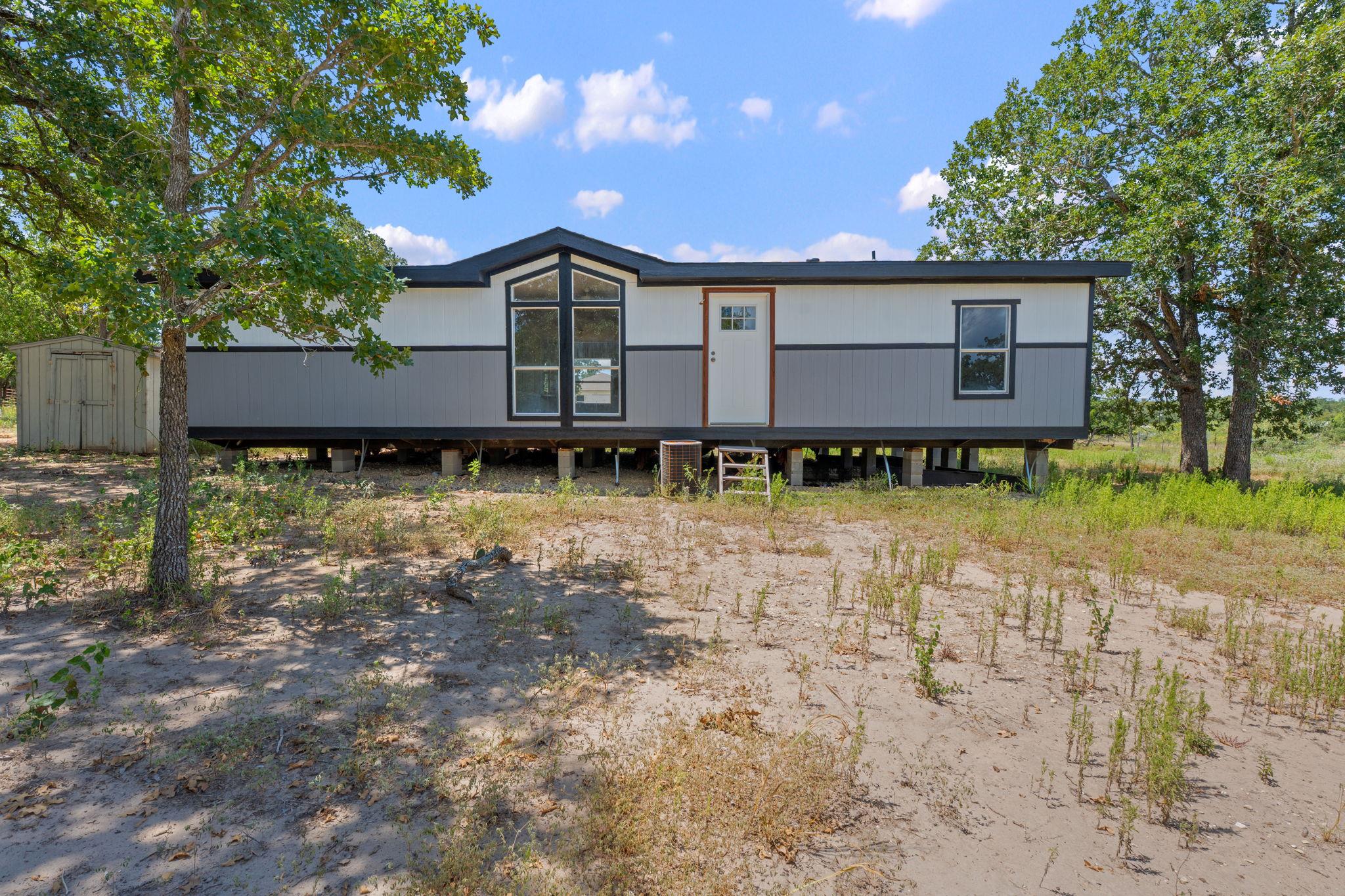 1385 Pettytown Rd — photo 1
