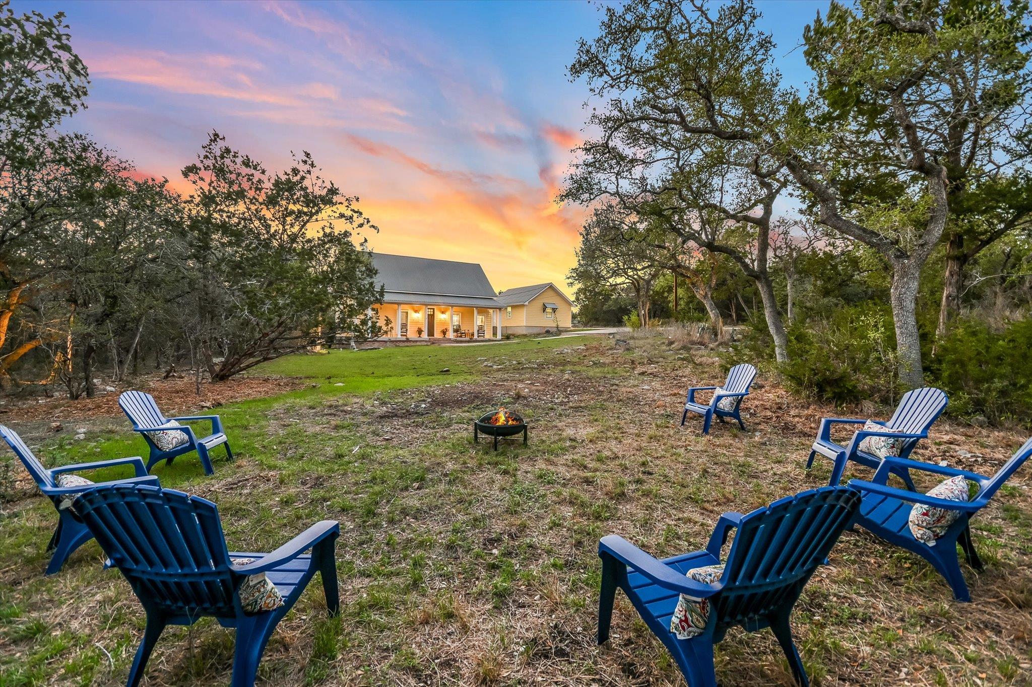 335 Deer Creek Dr — photo 1