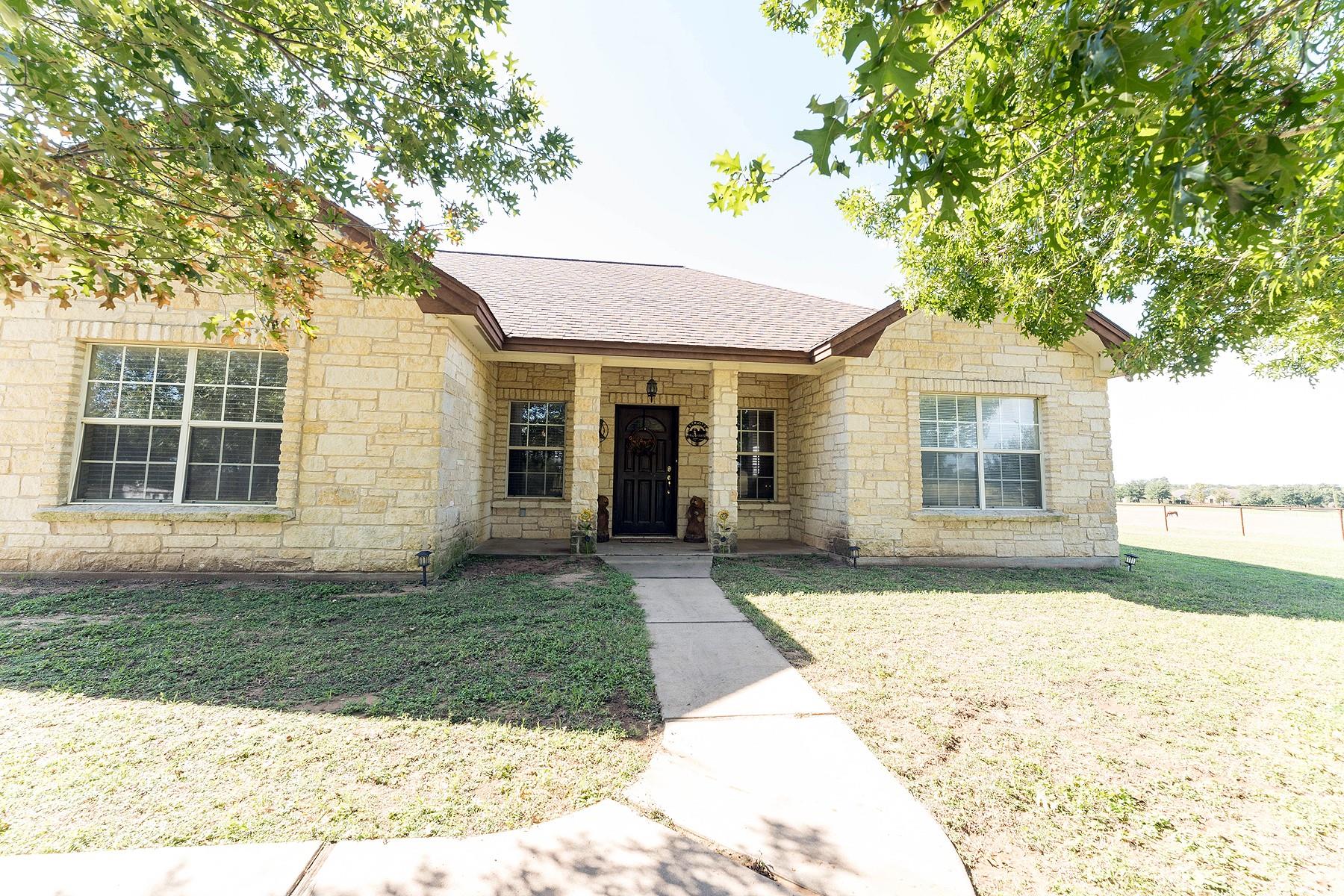 2542 Witter Rd — photo 1