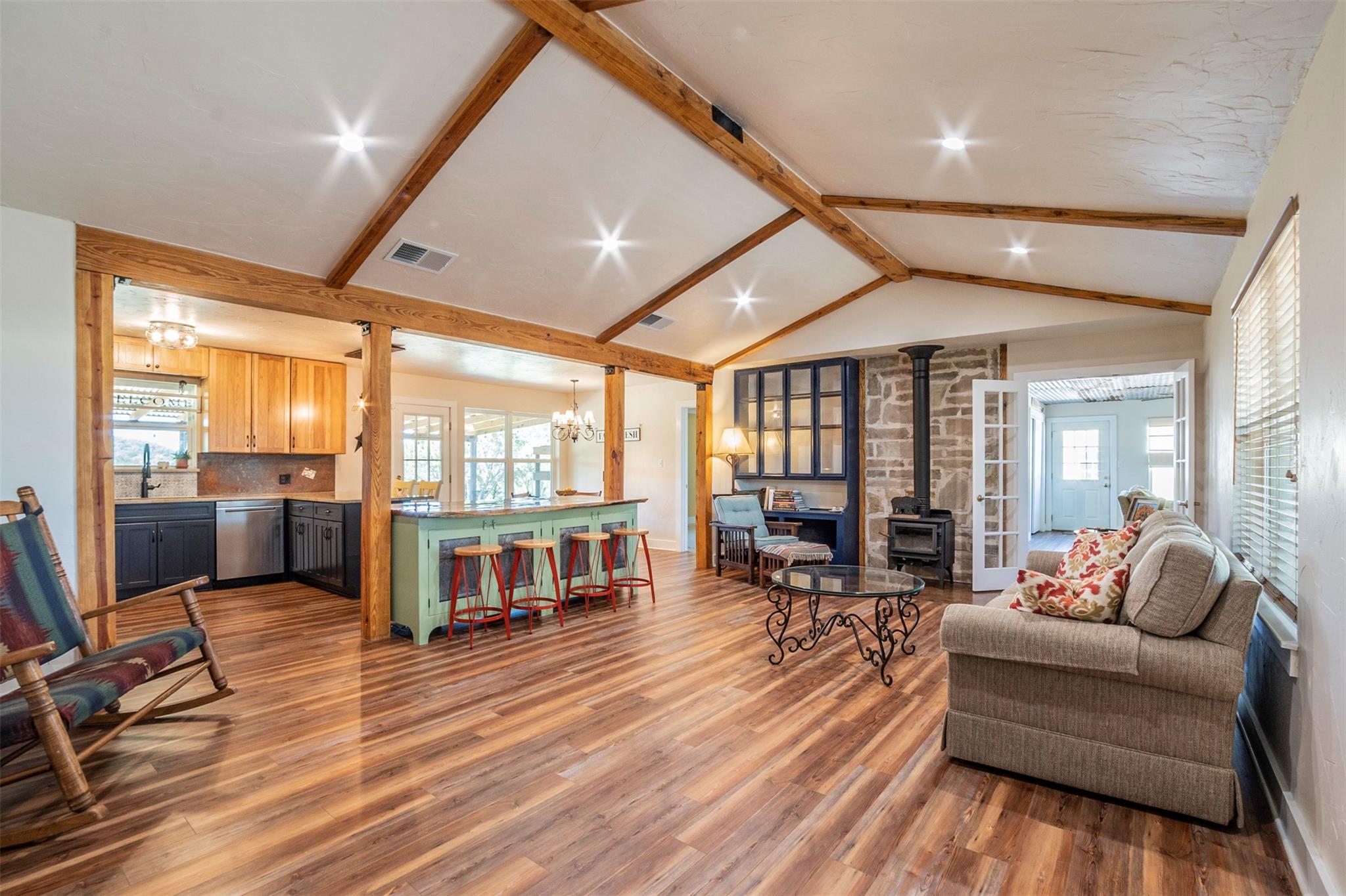 22303 Honeycomb Ln — photo 1