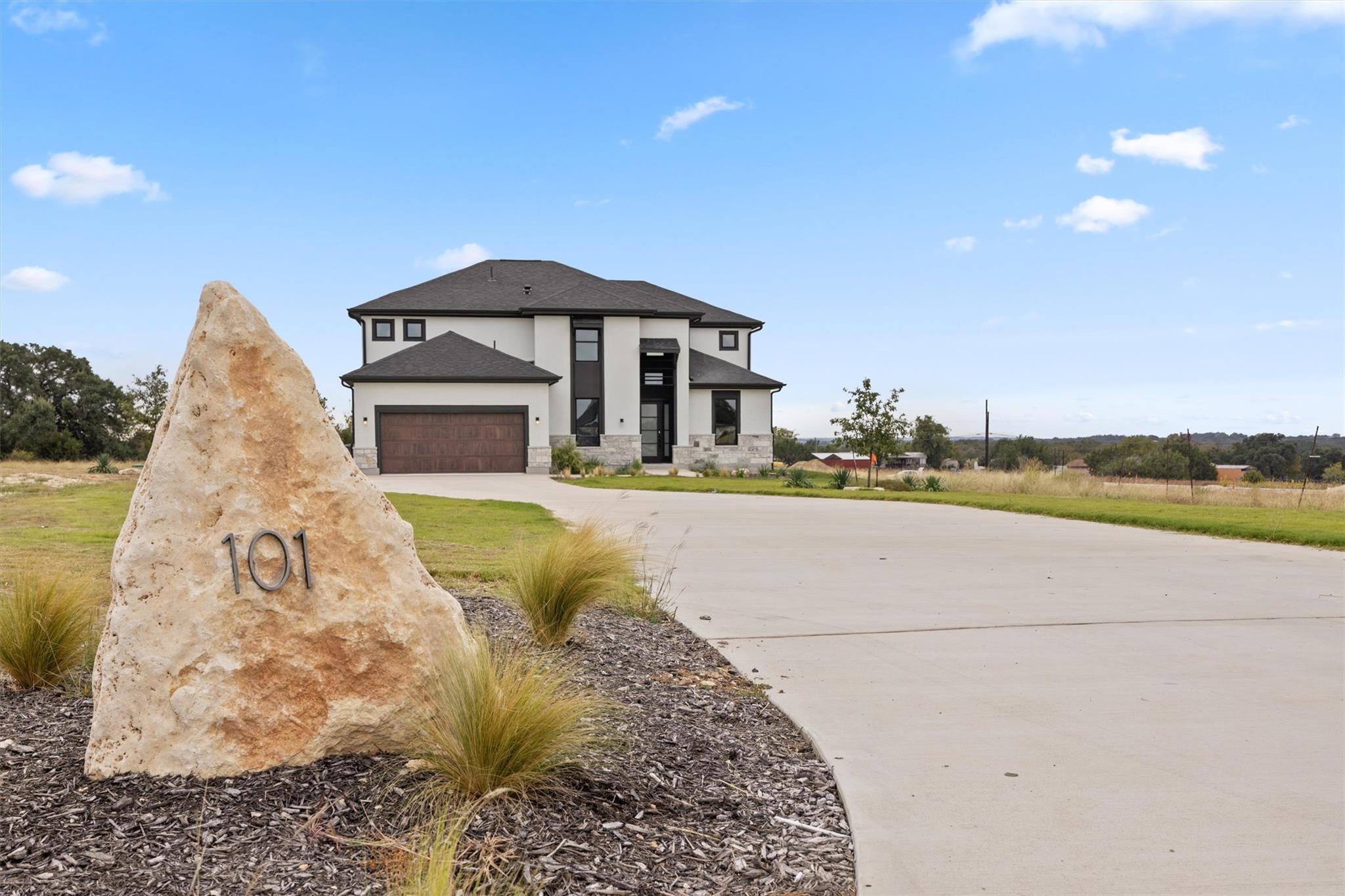 101 Fall Dr — photo 1