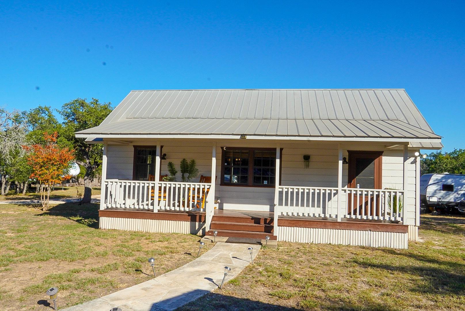 145 Lea Ln — photo 1