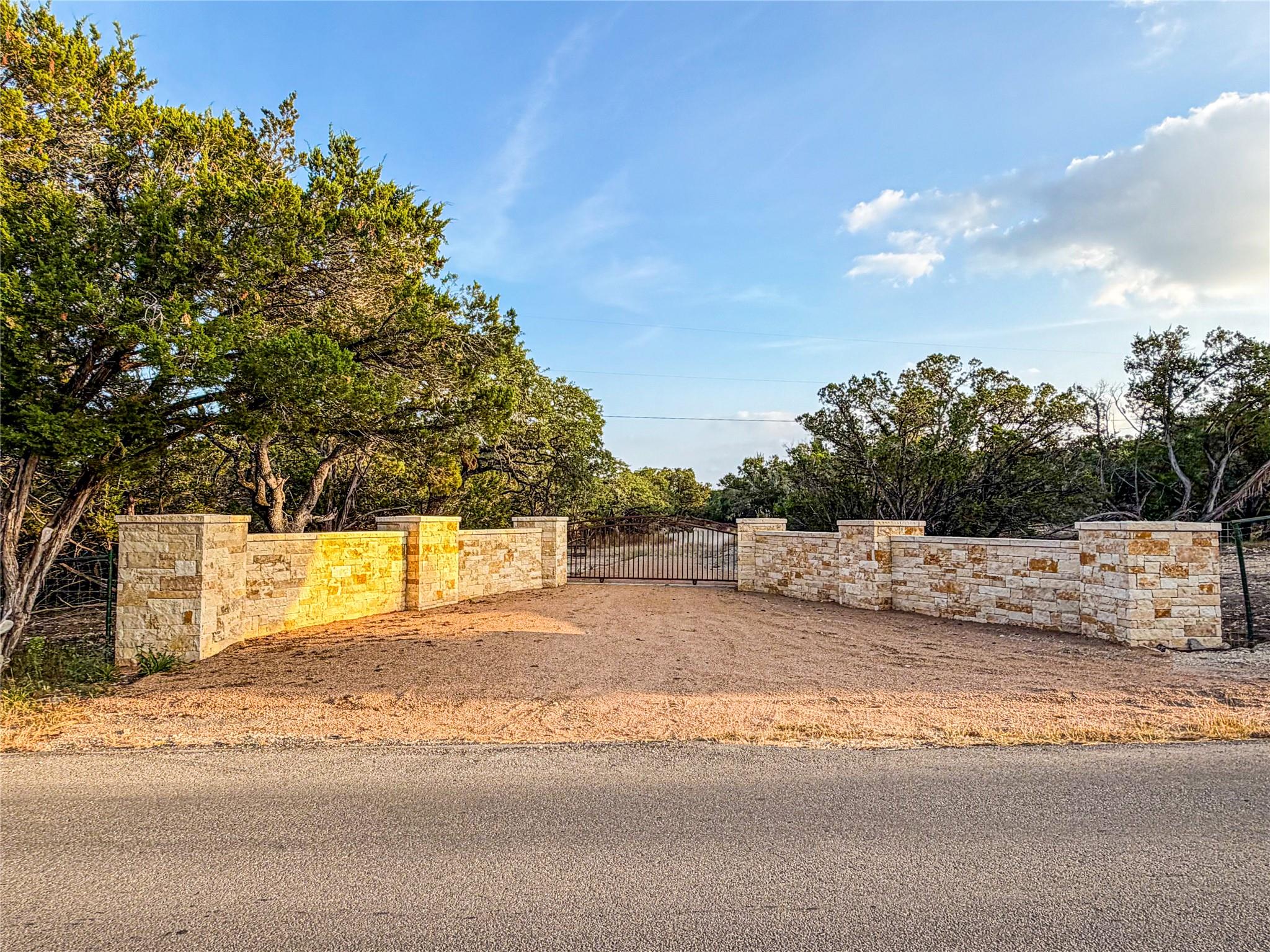 100 acres N Cranes Mill North Rd — photo 1