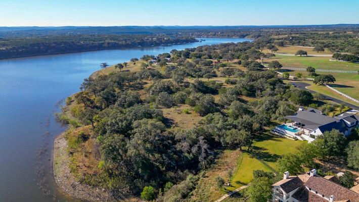3032 Travis Lakeside Dr — photo 1