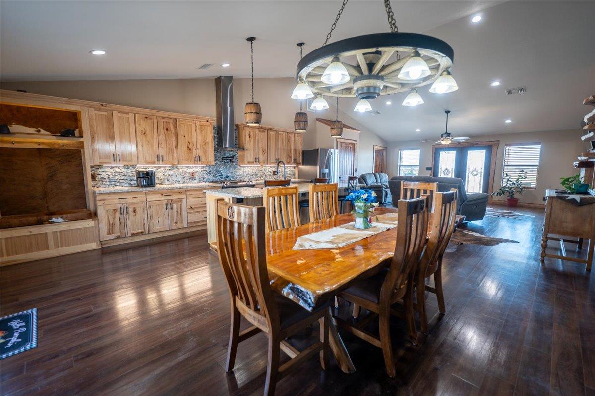 1825 Savanna Ridge Ranch Rd — photo 1