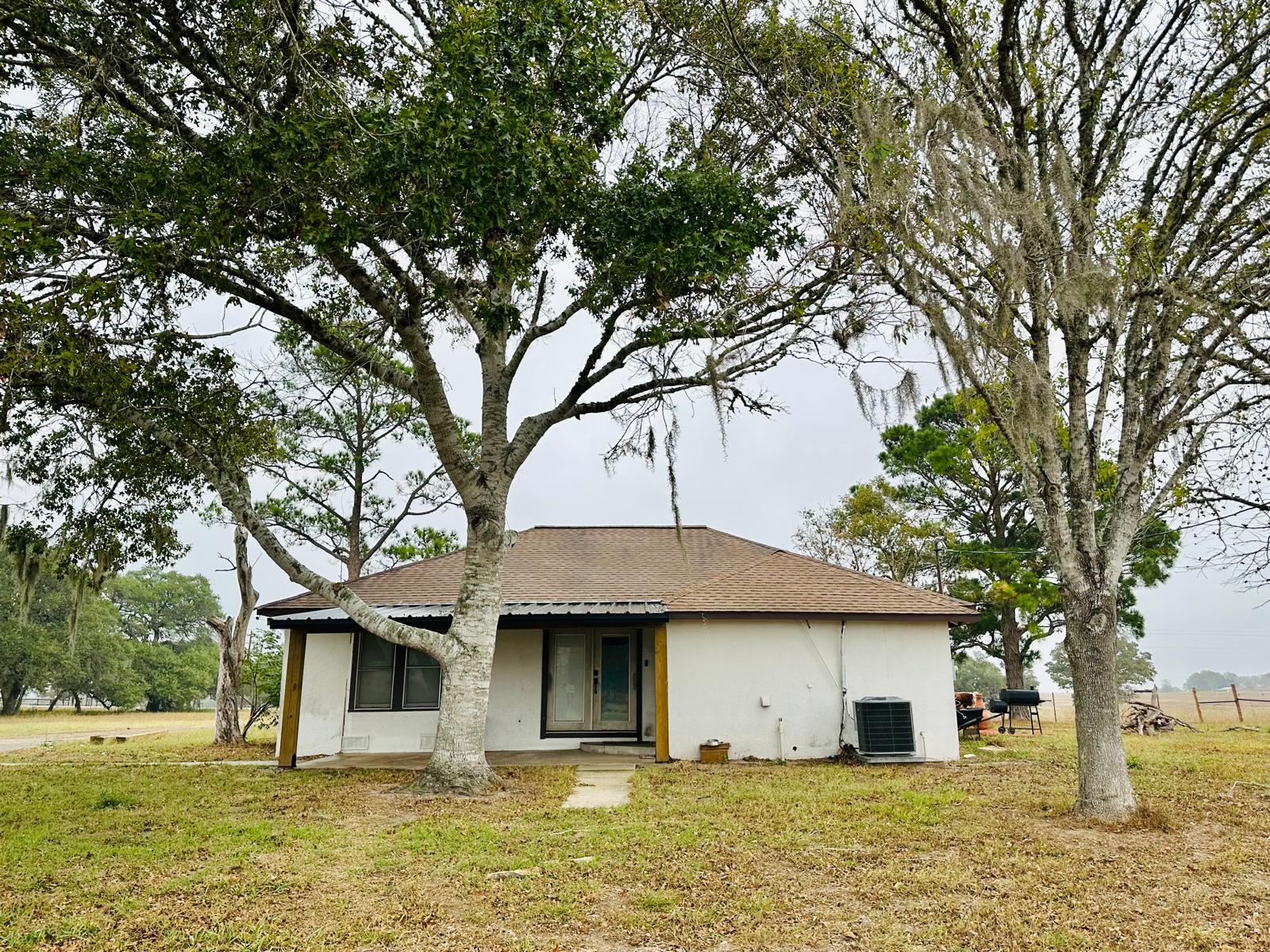 1696 E Fm 884 None — photo 1