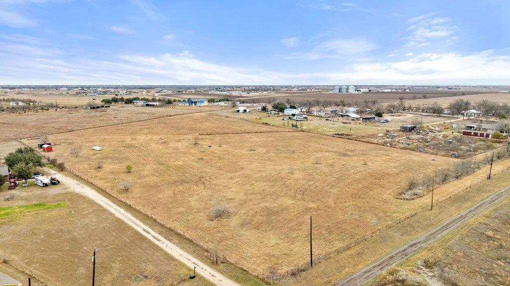 20646 Cameron Rd — photo 1