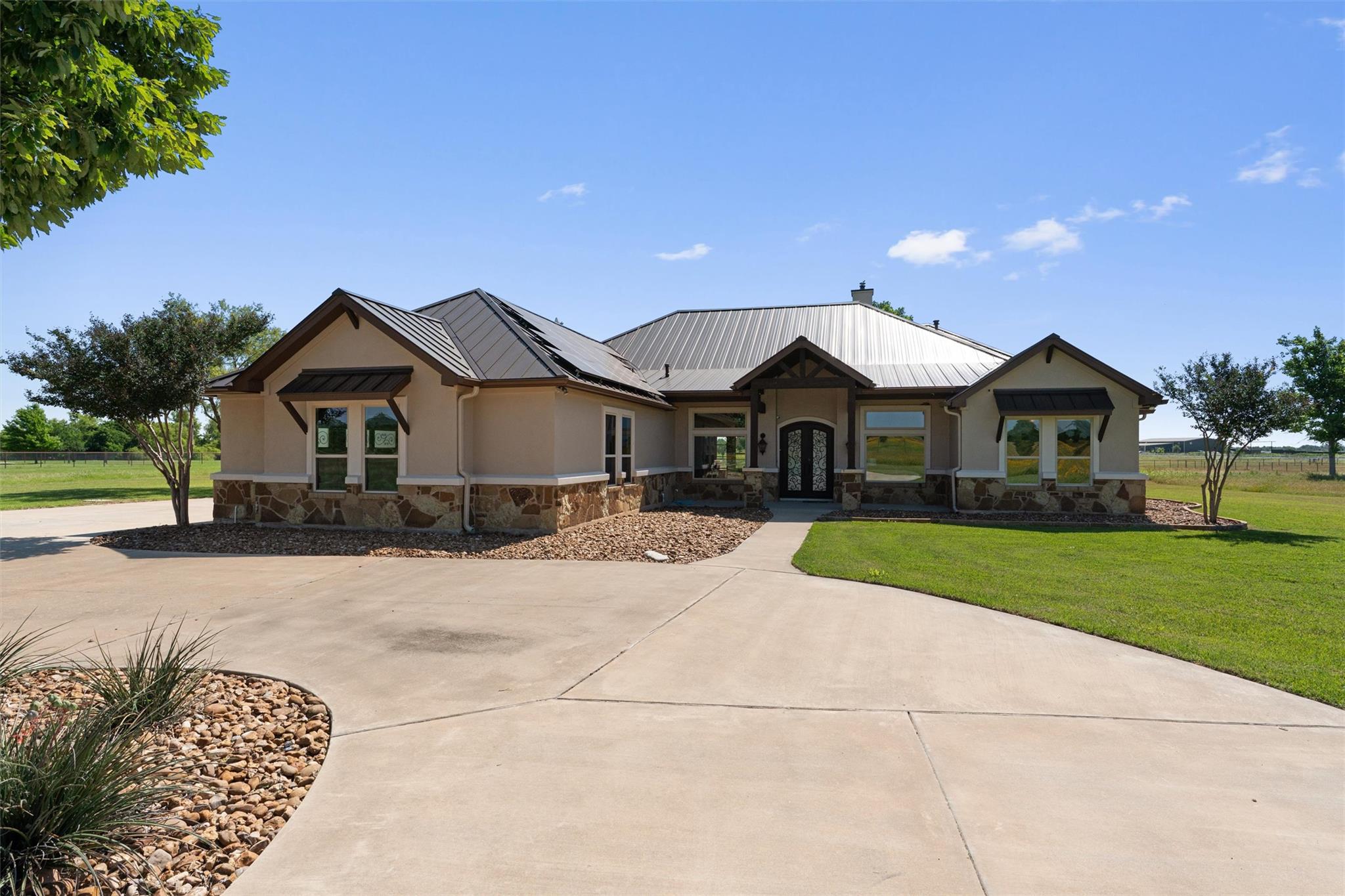 619 Heritage Cv — photo 1