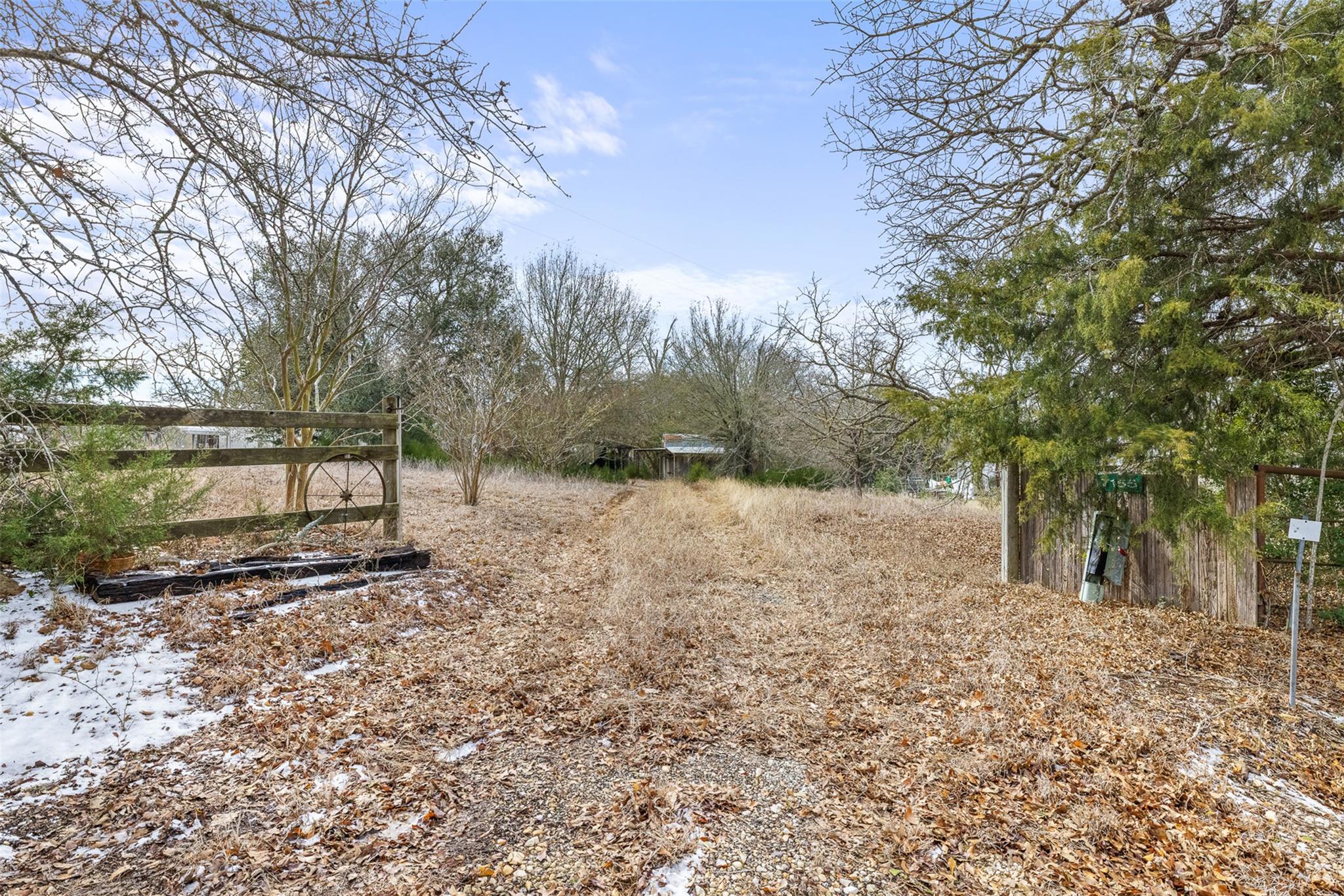 7155 County Road 144 None — photo 1