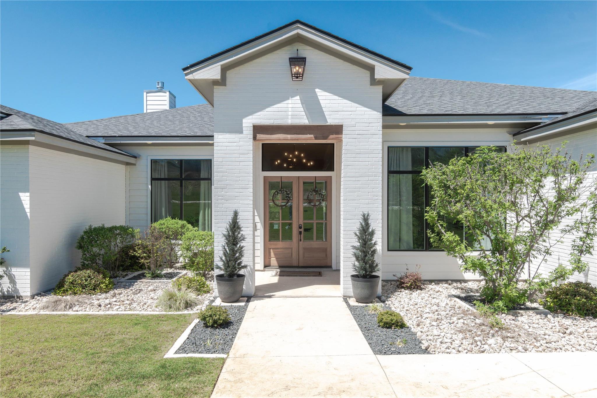 105 Taylor Creek Way — photo 1