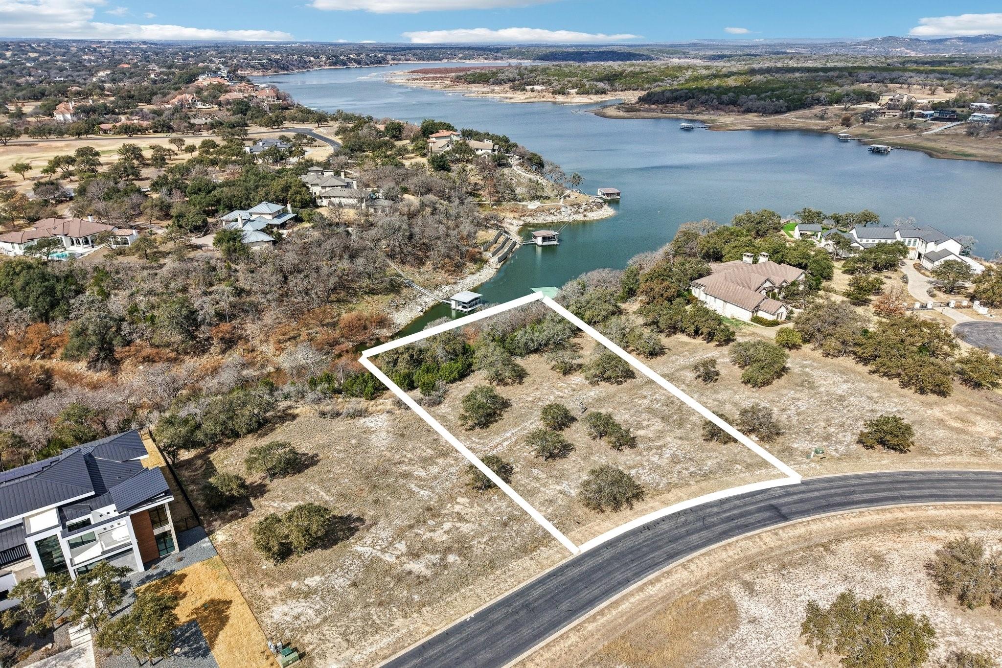 3100 Kahala Sunset Dr — photo 1