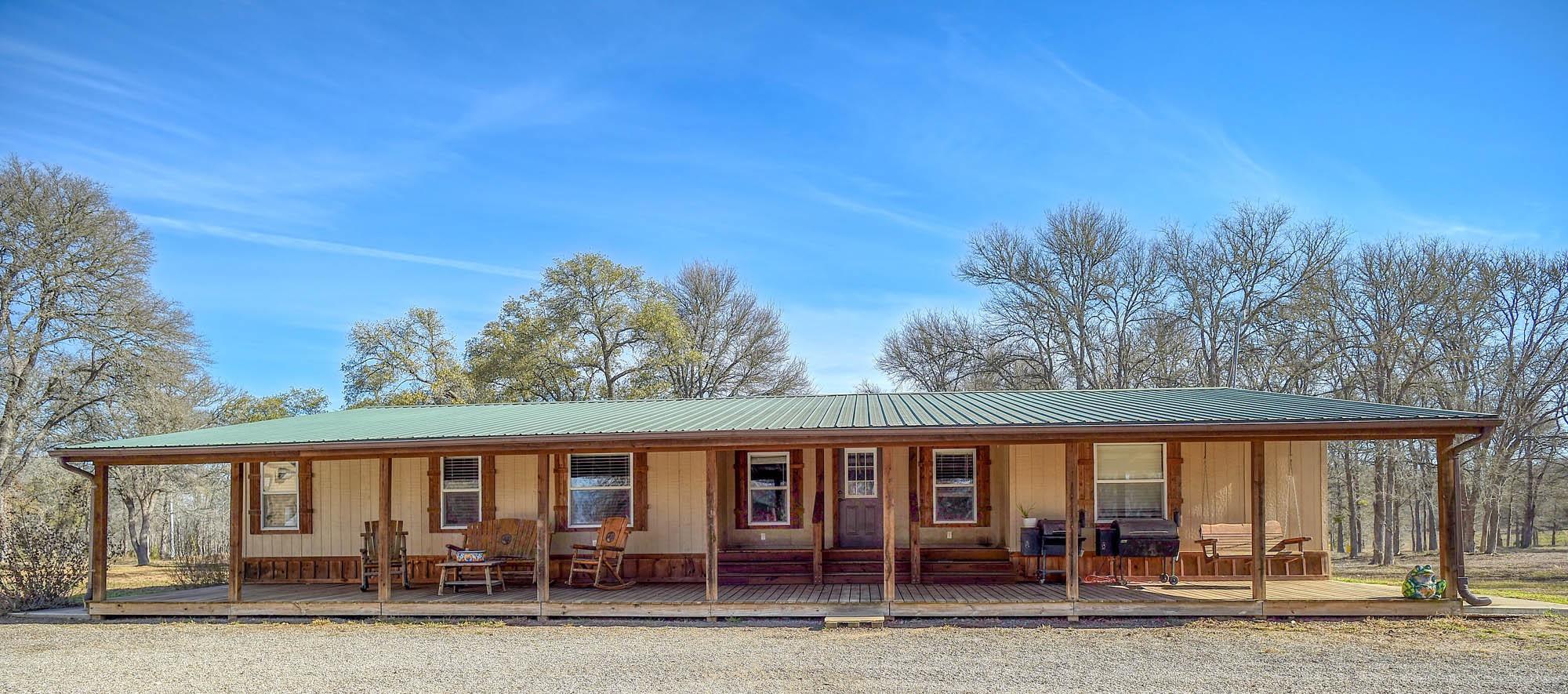 1675 Watterson Rd — photo 1