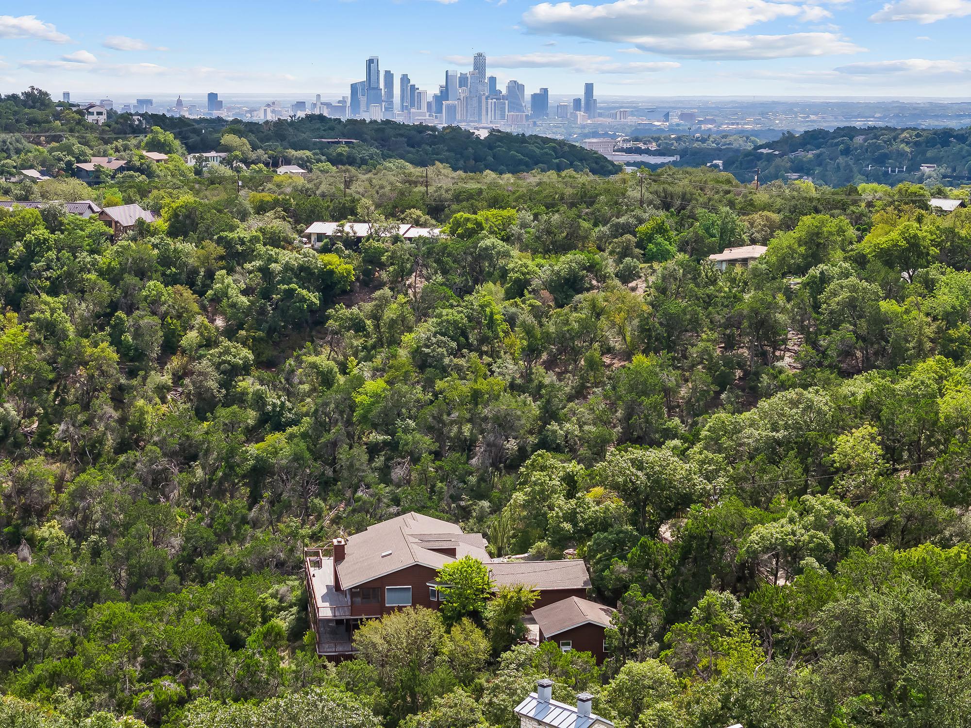 1302 Circle Ridge Dr — photo 1