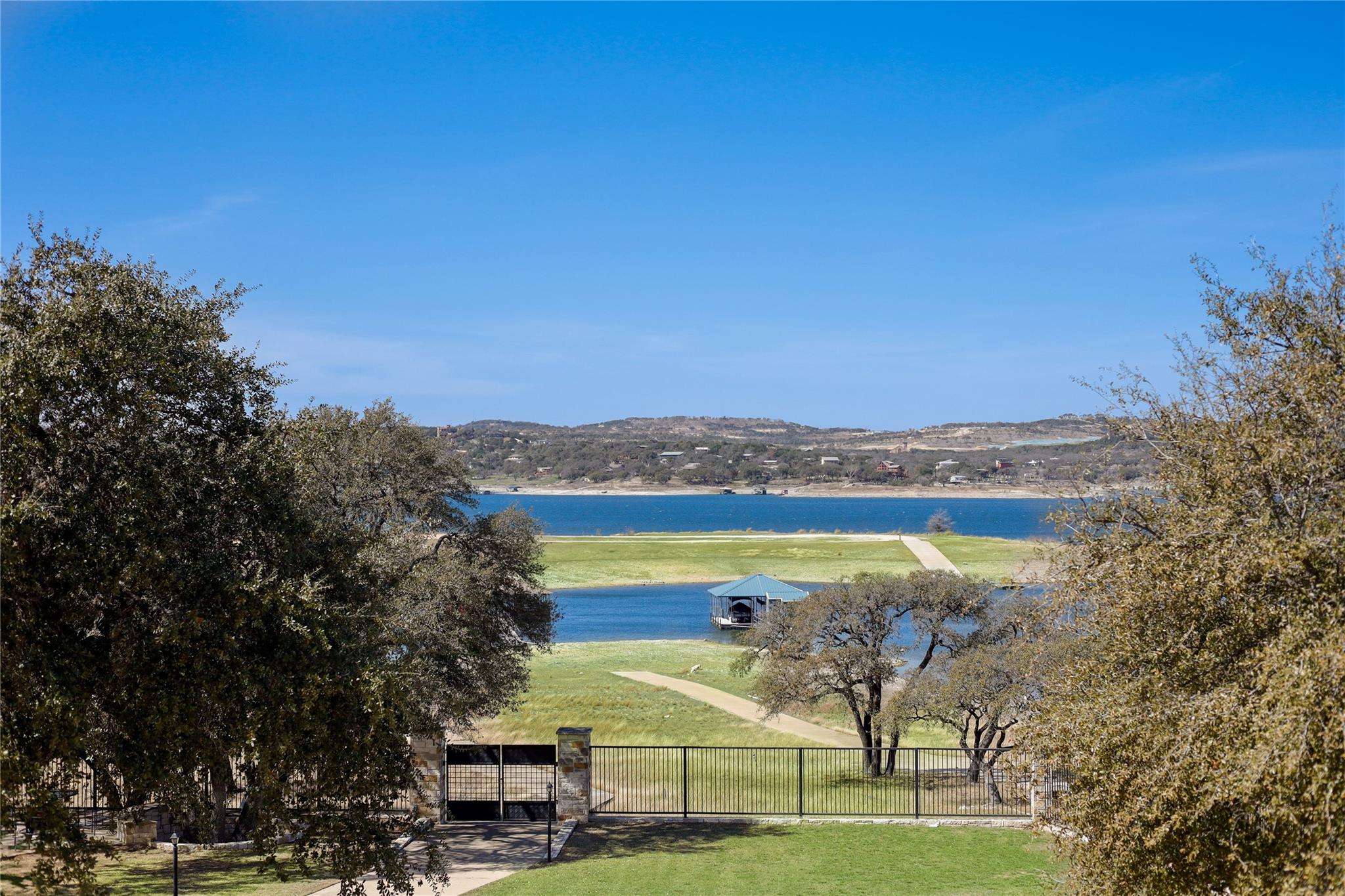 610 Deckhouse Dr — photo 1