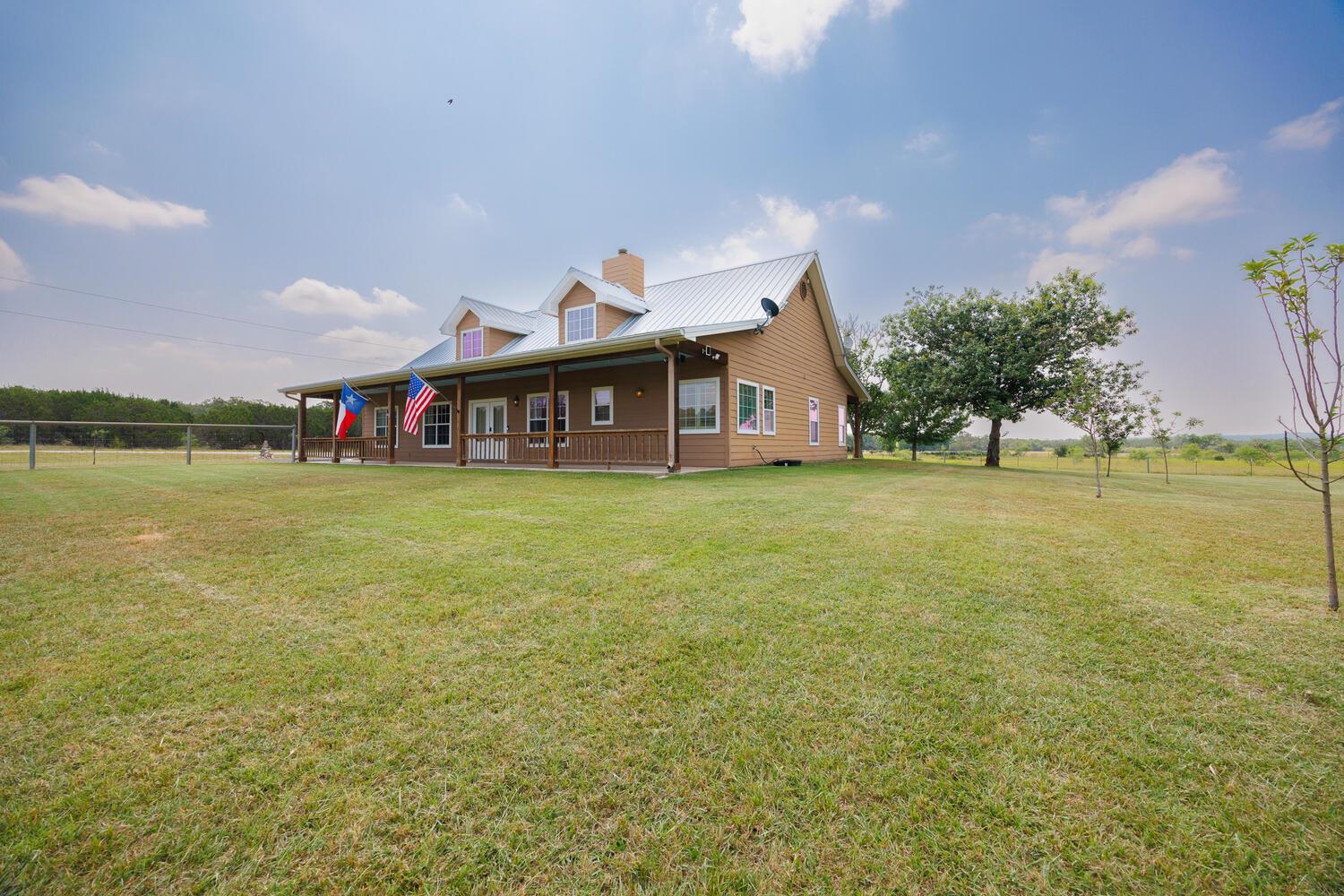 192 Indian Oaks Pass — photo 1