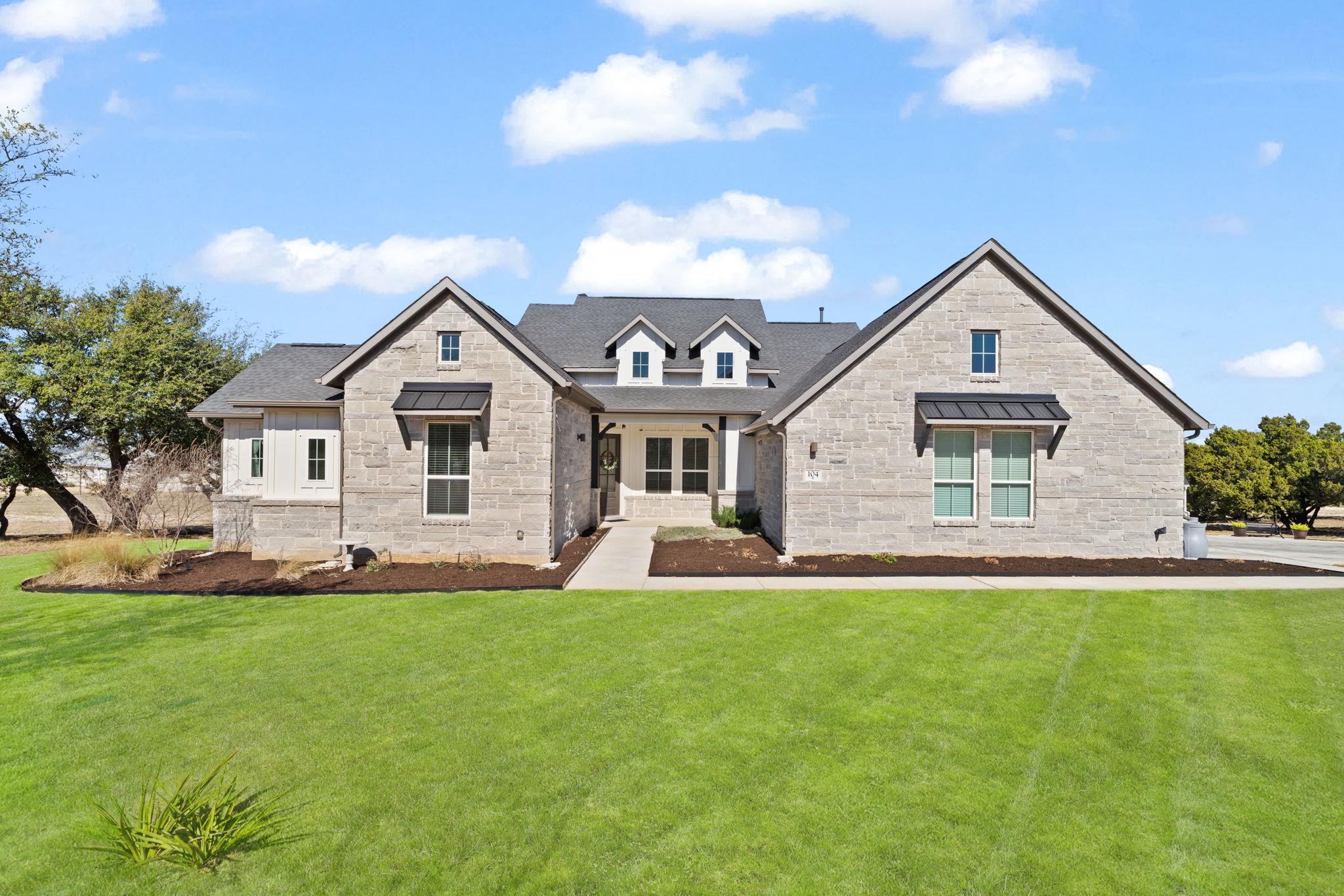 104 Rock Bend Court Rock Bend Ct — photo 1