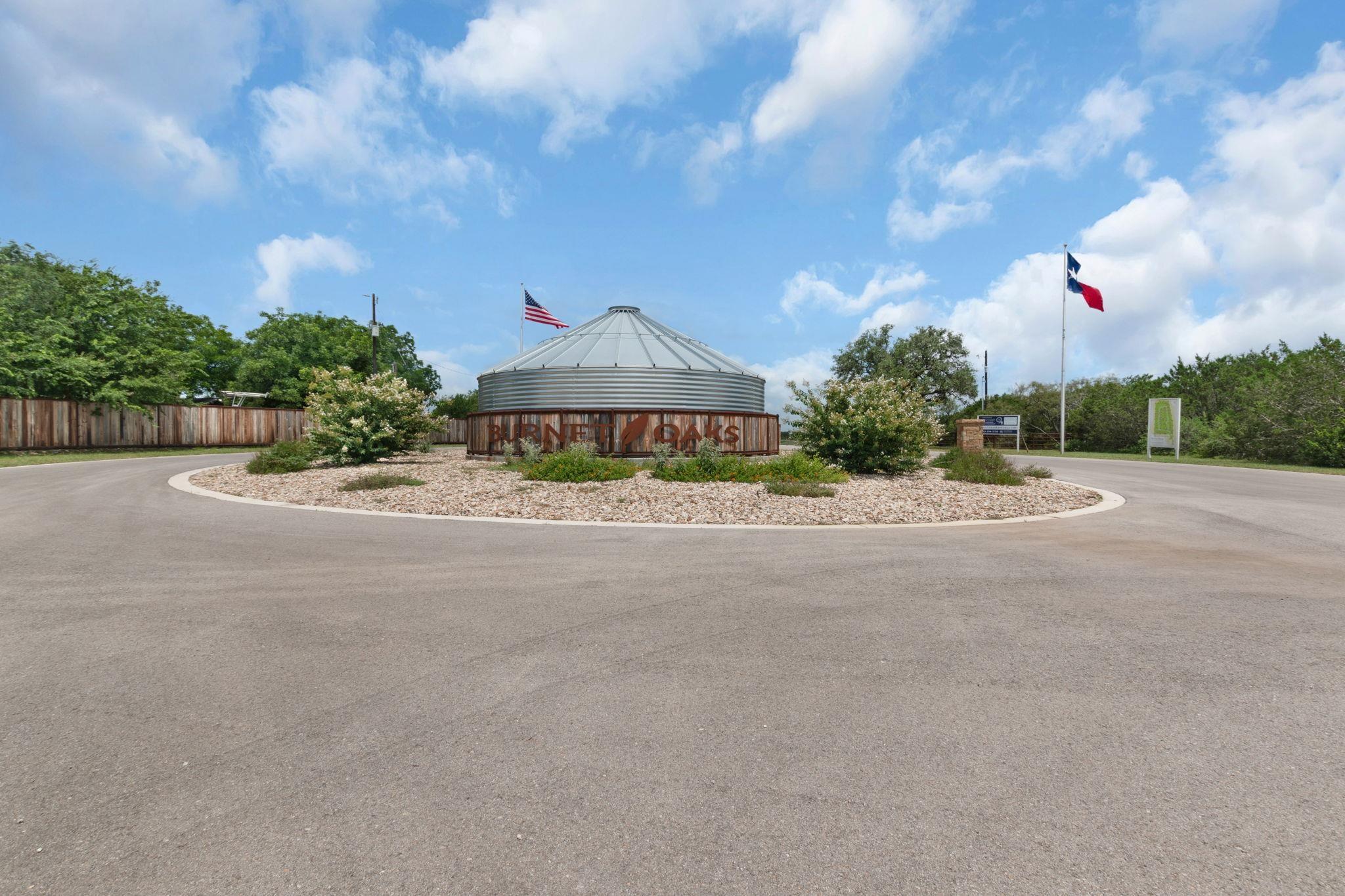 Lot 18 Burnet Oaks Dr — photo 1