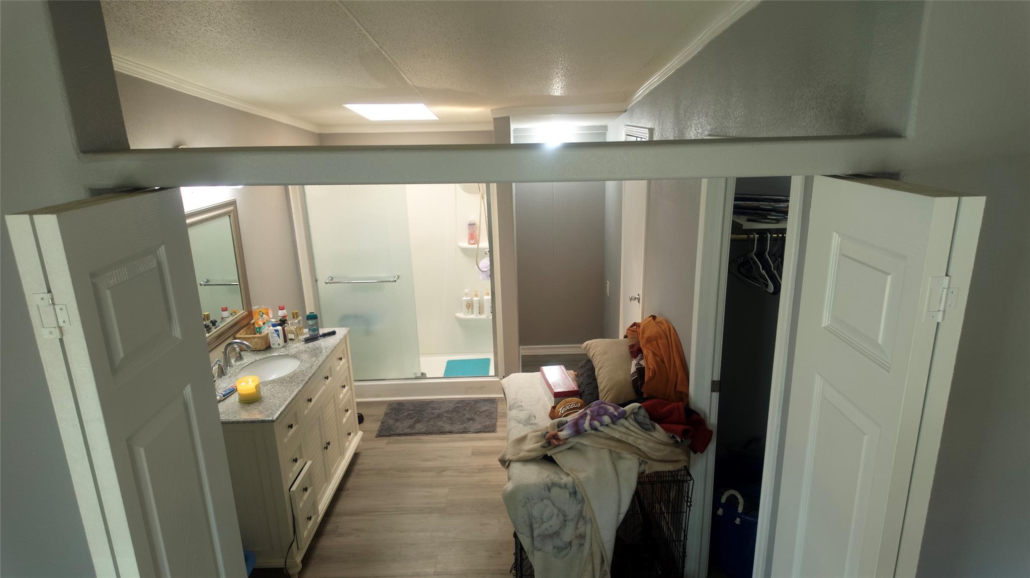 Photo 8