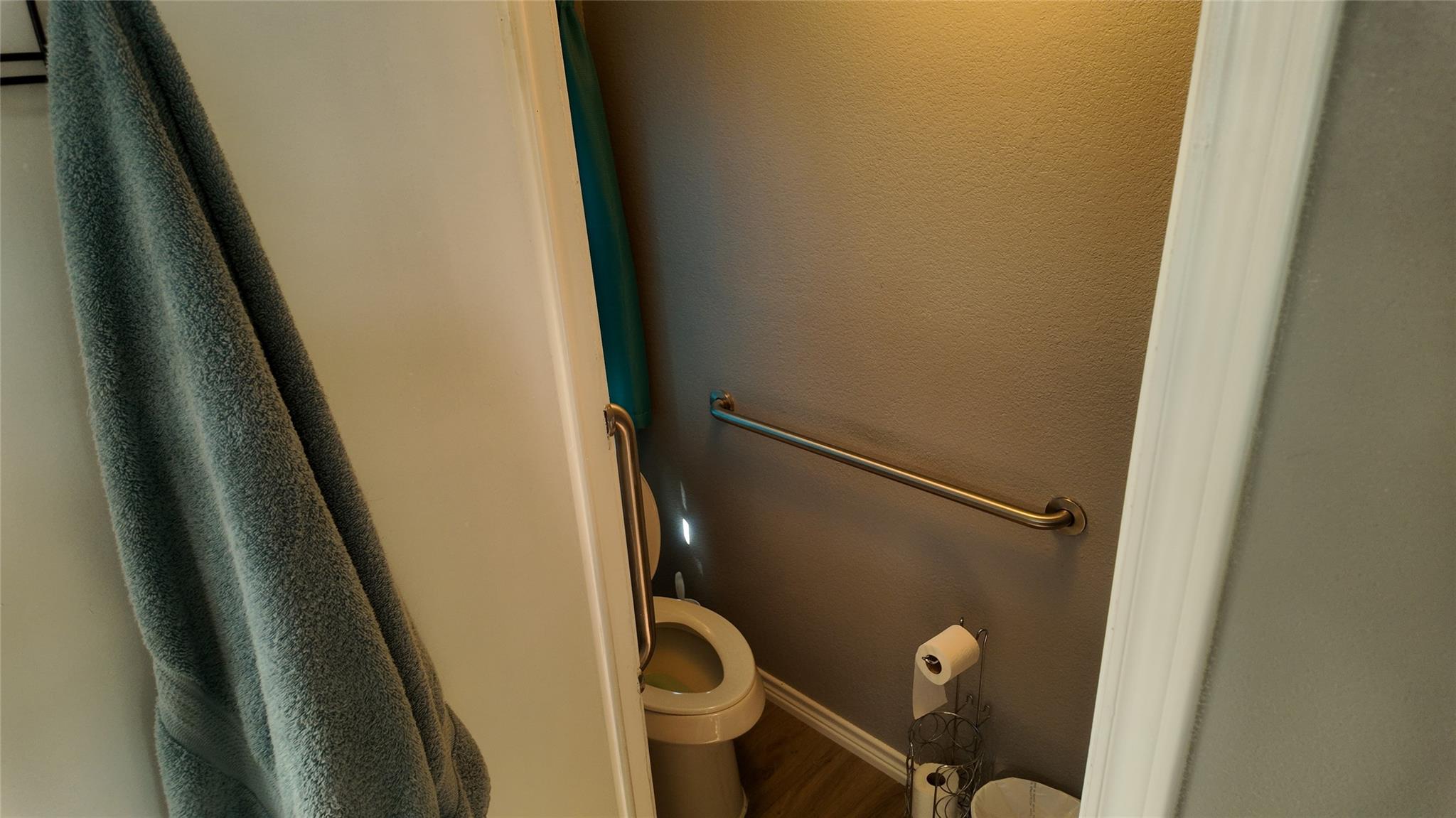 Photo 10