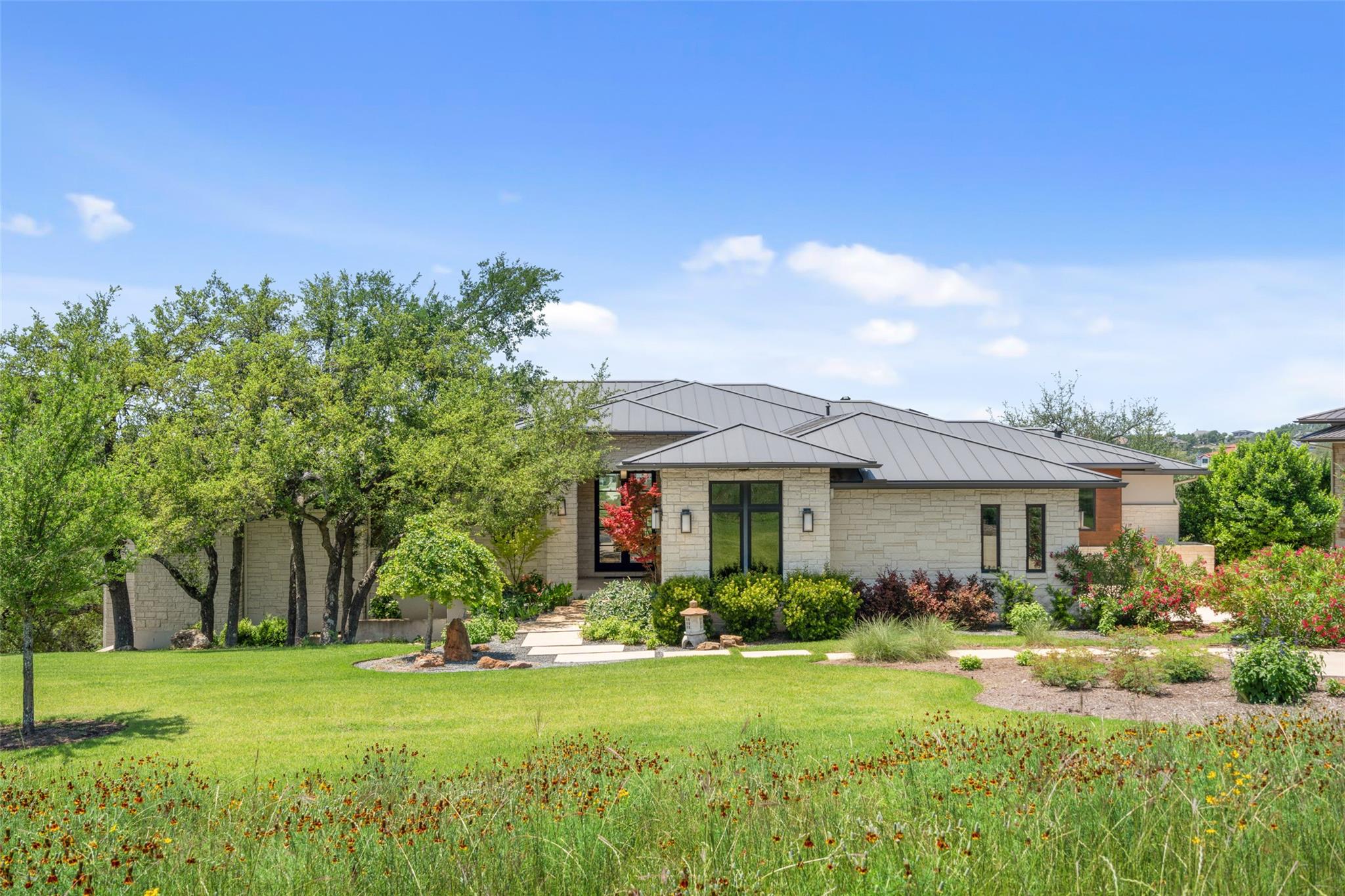 17724 Flagler Dr — photo 1