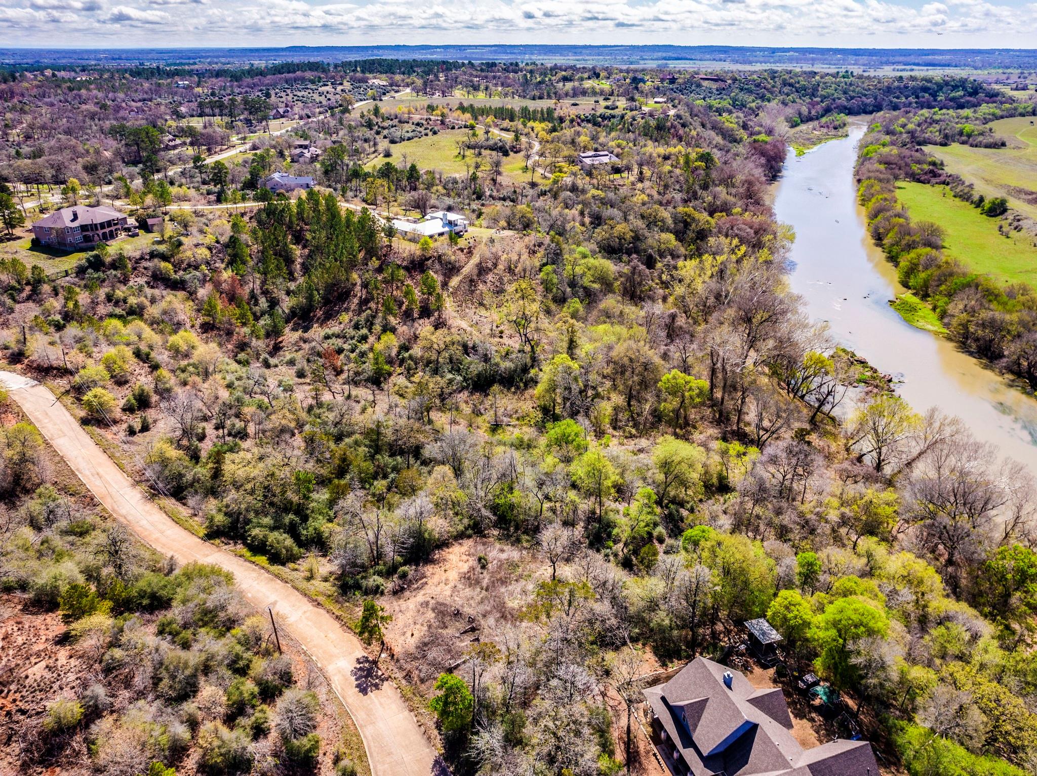 119 & 123 McCarthy Dr — photo 1