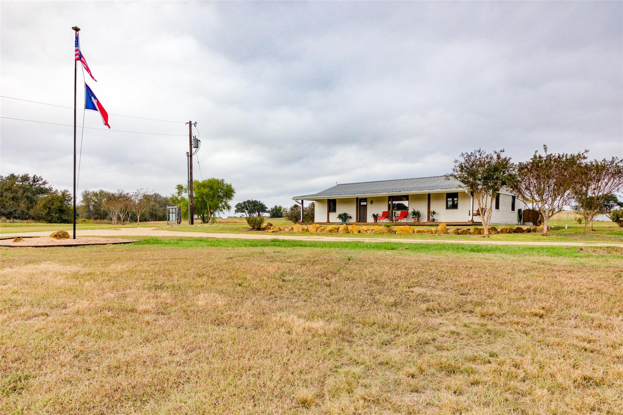 1192 Sand Hill Rd — photo 1
