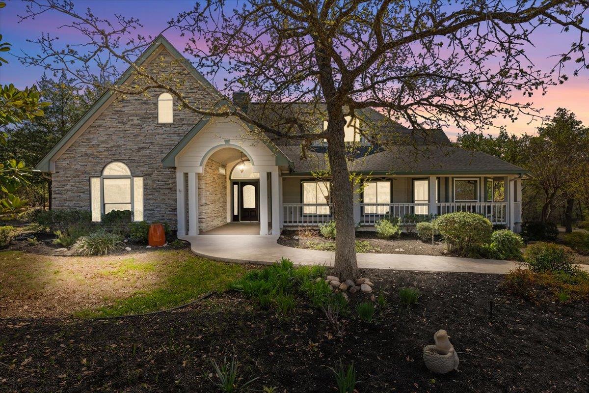 187 Stephen F Austin Blvd — photo 1