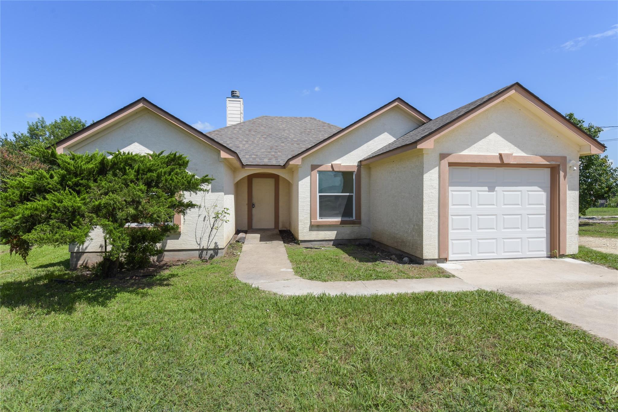 135 Petirrojo Ct — photo 1