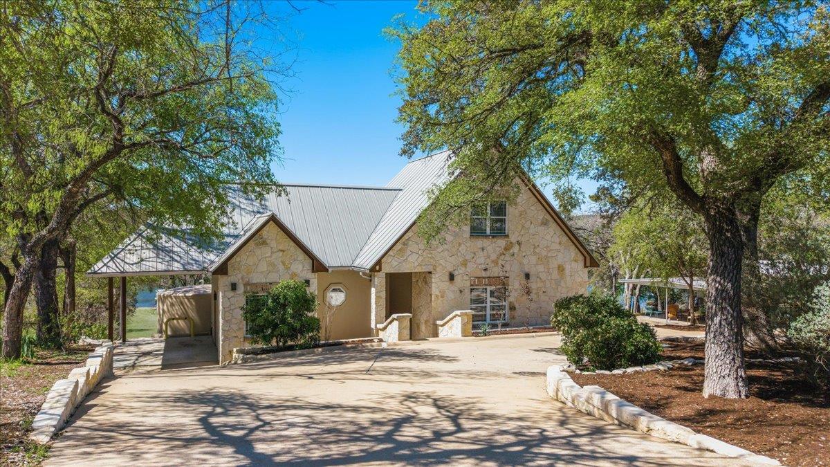 25207 Lake View Dr — photo 1