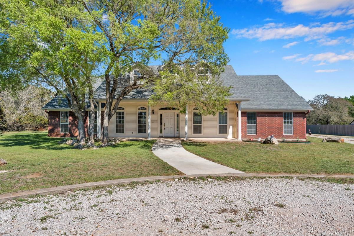 107 N Oak Vista Dr — photo 1