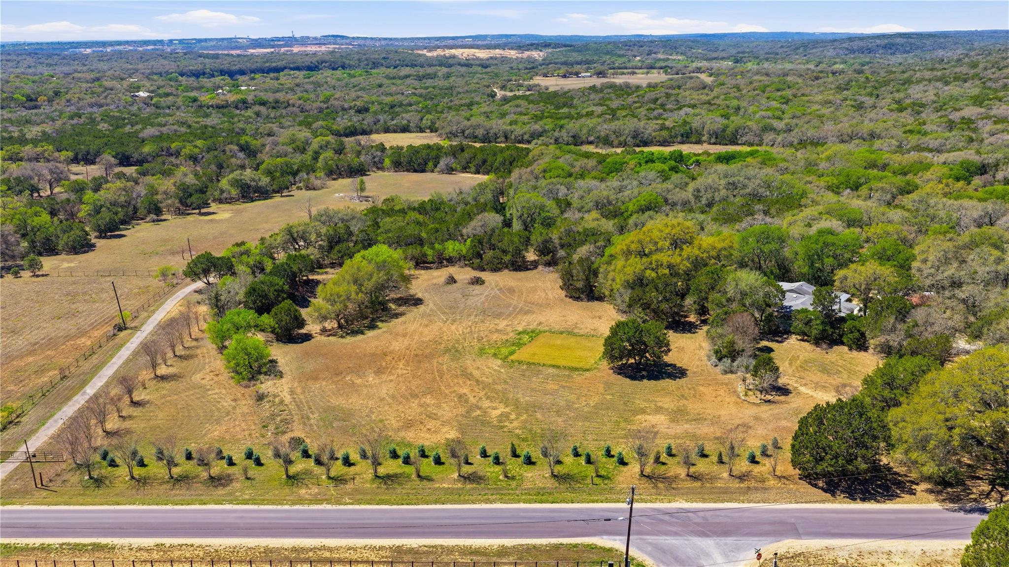 625 Mountain Laurel Dr — photo 1