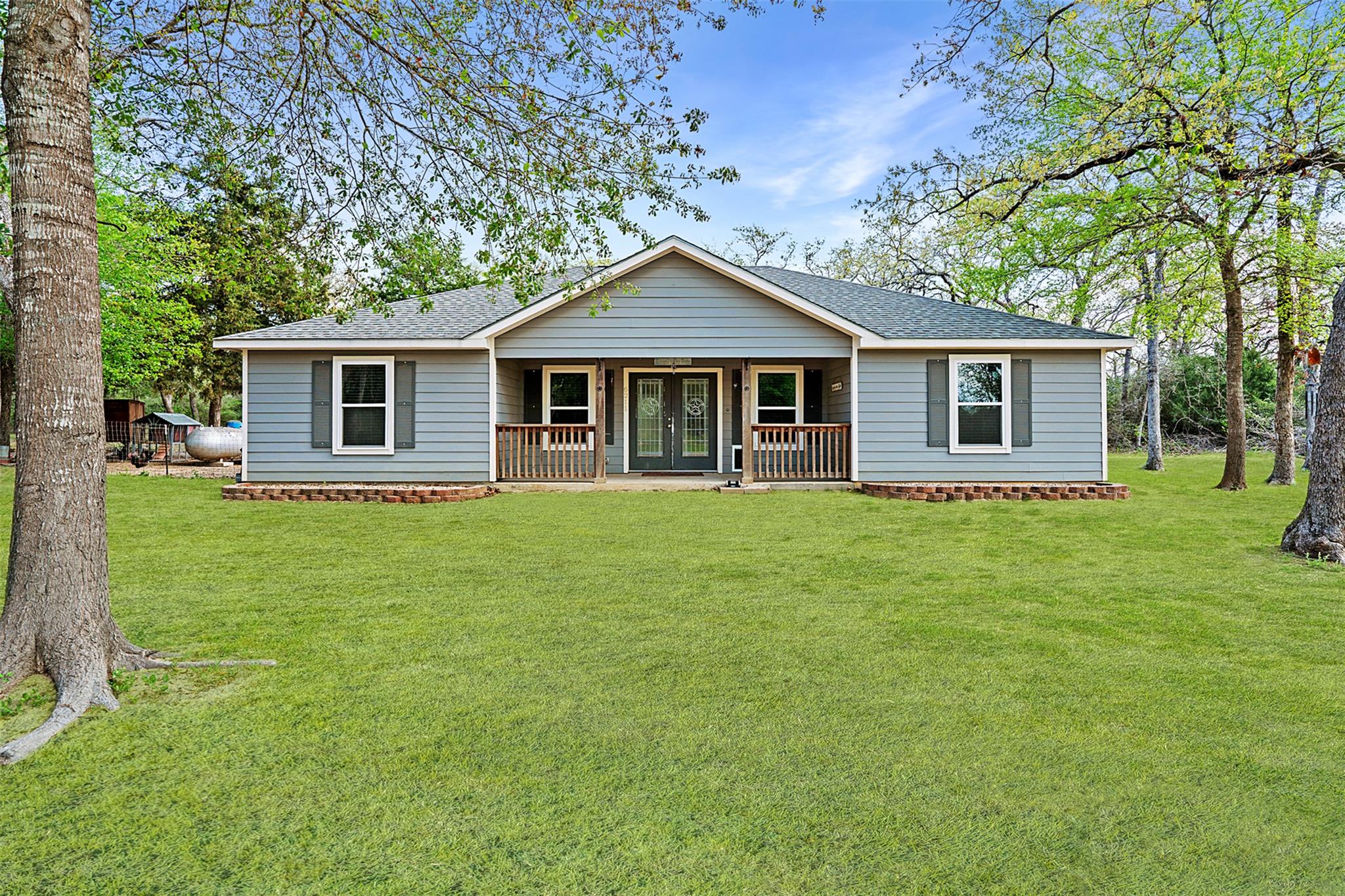 6211 County Road 342 None — photo 1