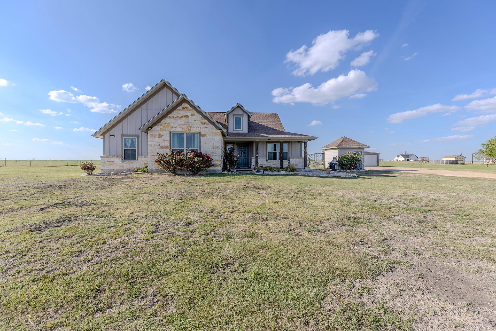 4846 County Road 327 None — photo 1