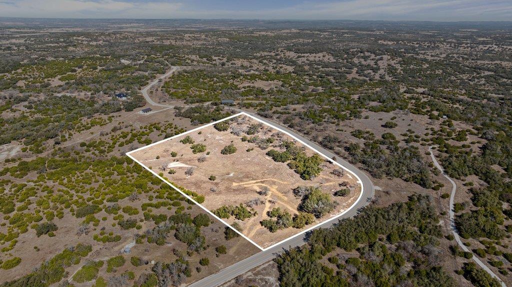 529 Skyline Dr — photo 1