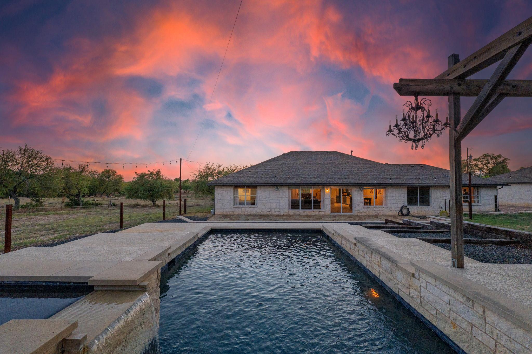 500 Madrone Ranch Trl — photo 1
