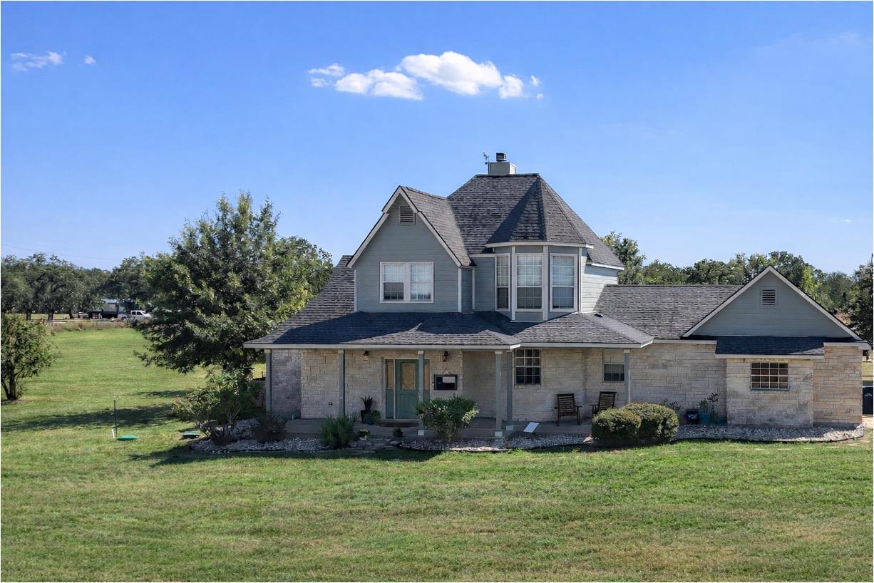 913 County Road 220 None — photo 1