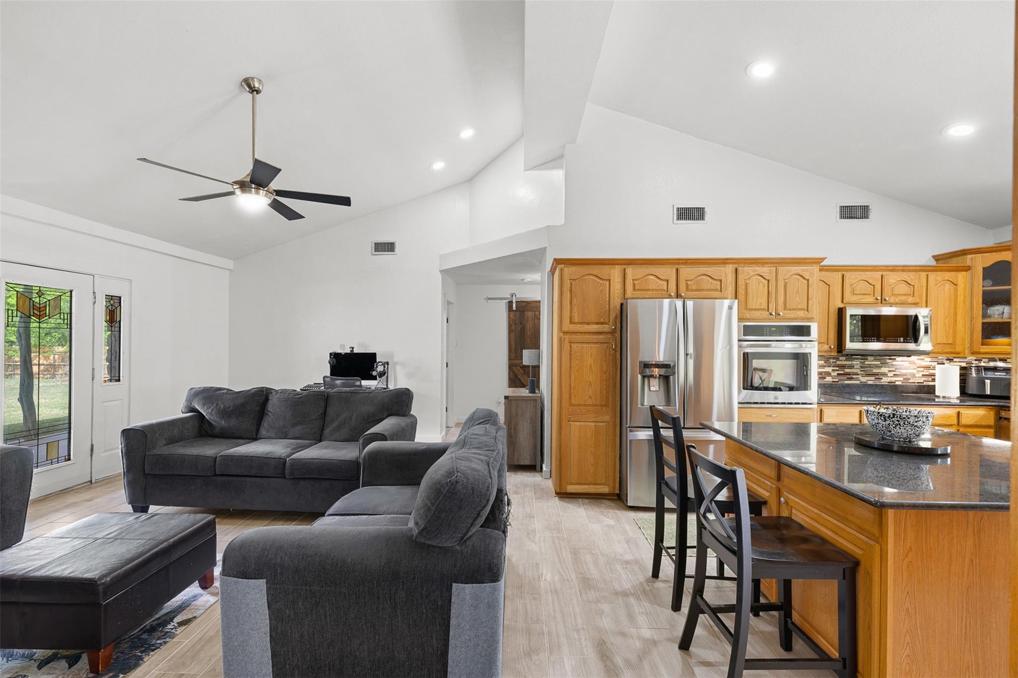 203 Saffles Rd — photo 1